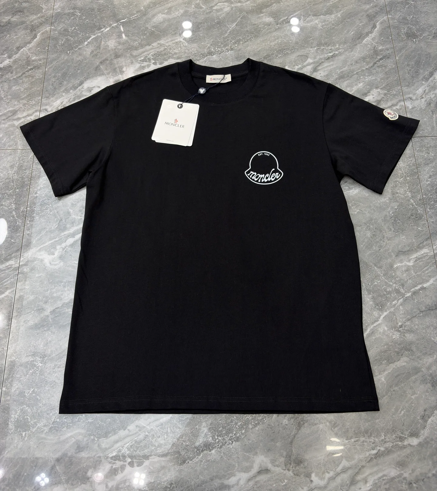 Футболки Женские Moncler 11424374