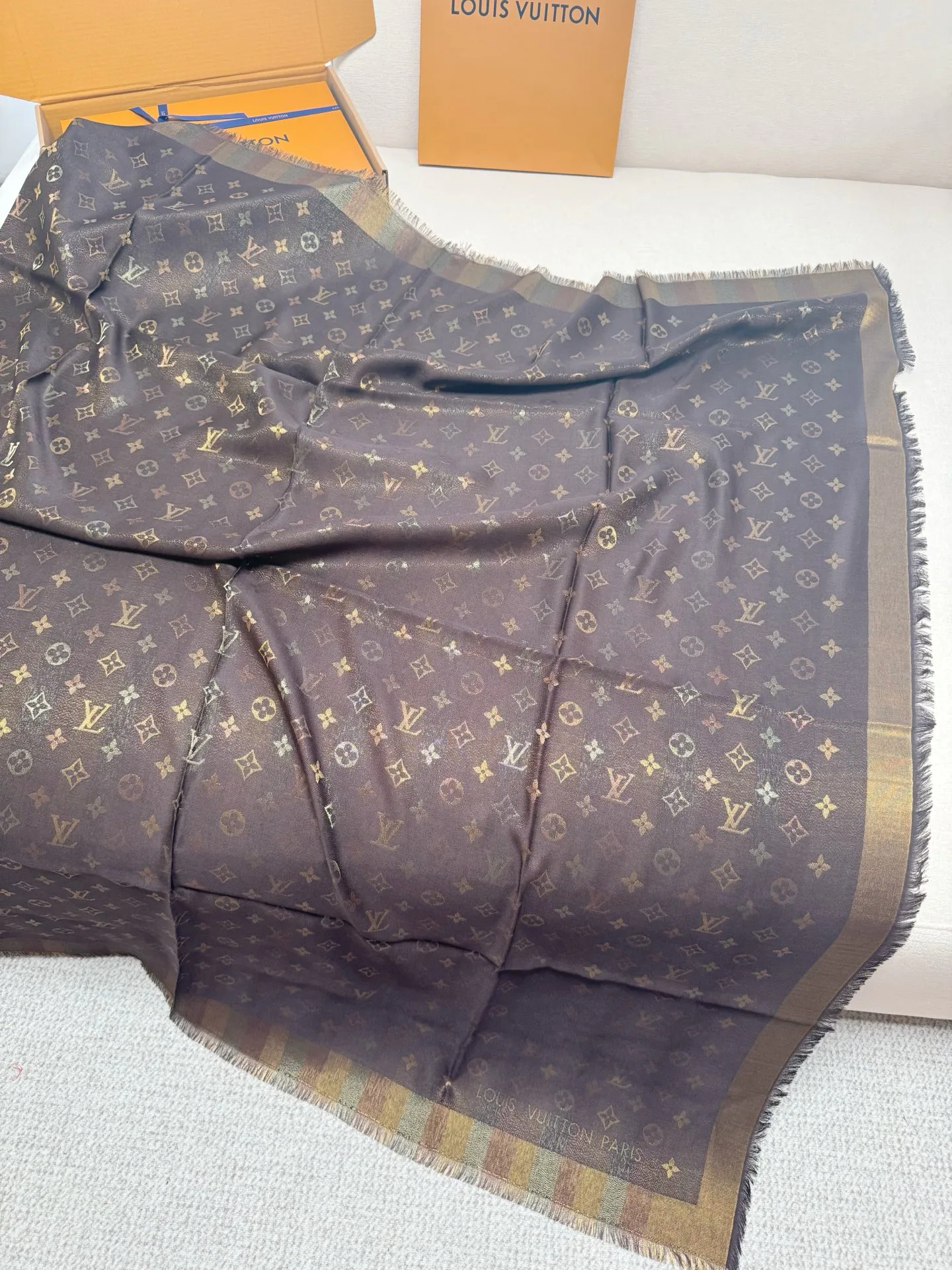 Шарфы Louis Vuitton 437763