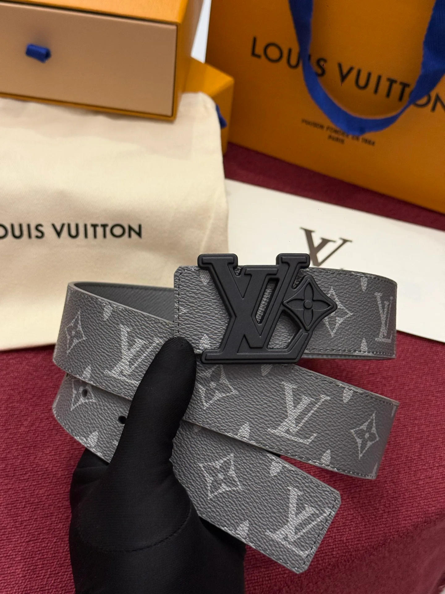 Ремни Louis Vuitton 18262495
