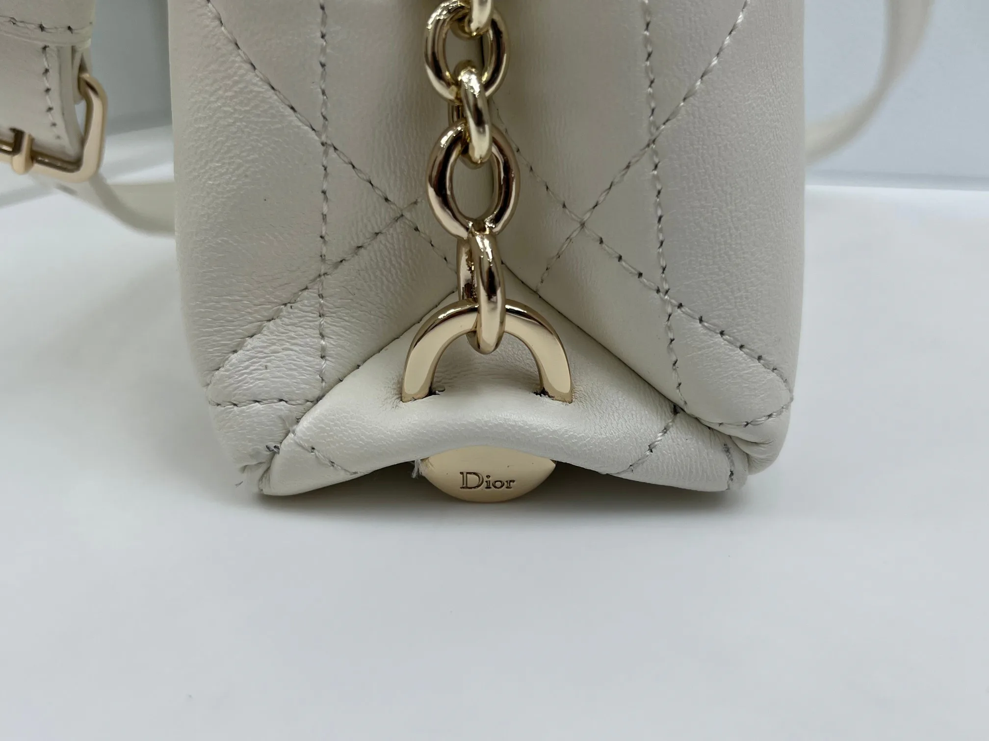 Классические Сумки Женские Christian Dior 13349527