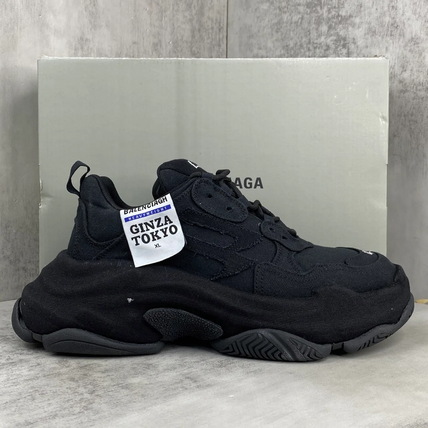 Кроссовки Женские Balenciaga 11216252
