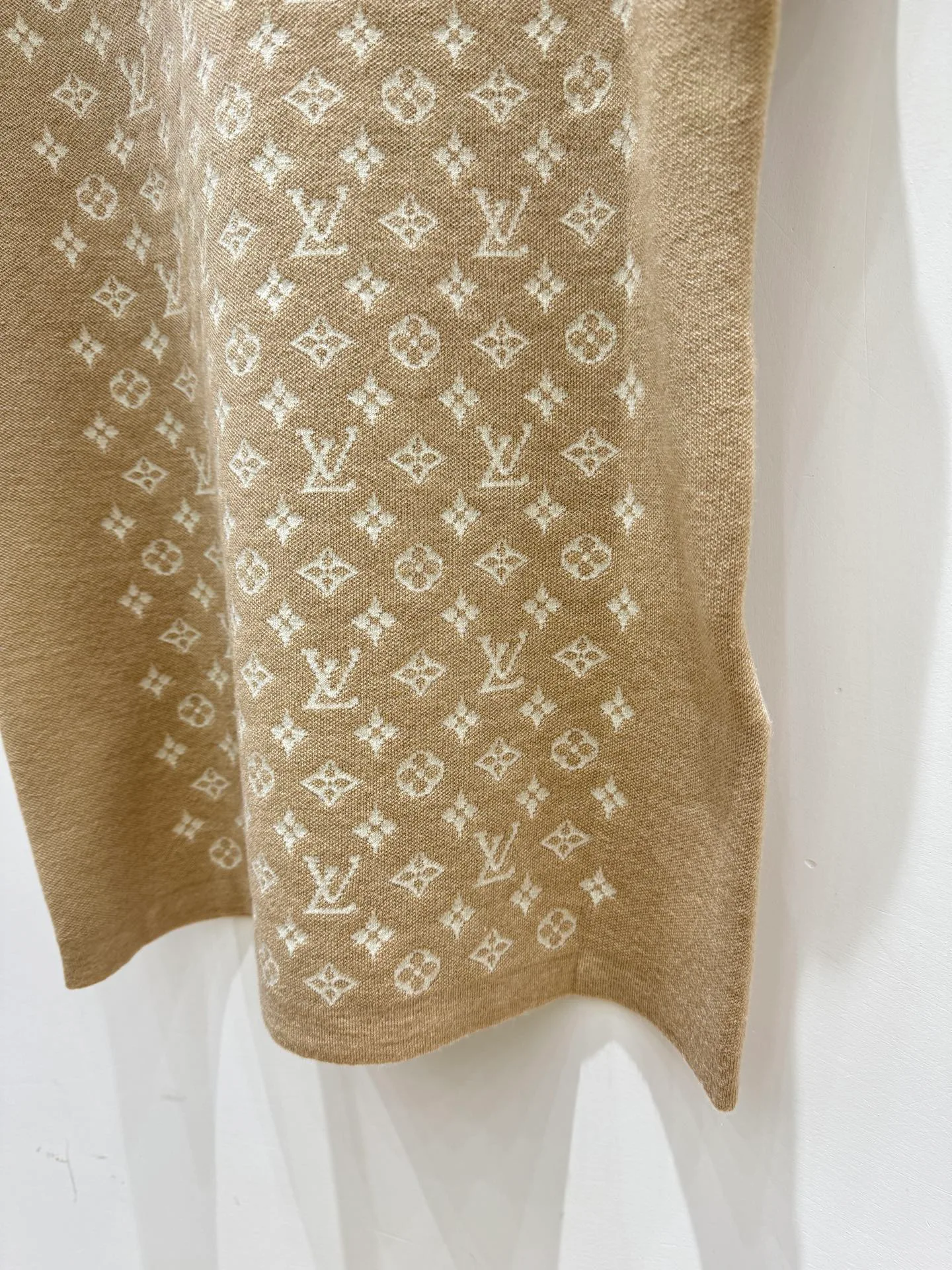 Топы Женские Louis Vuitton 10650785