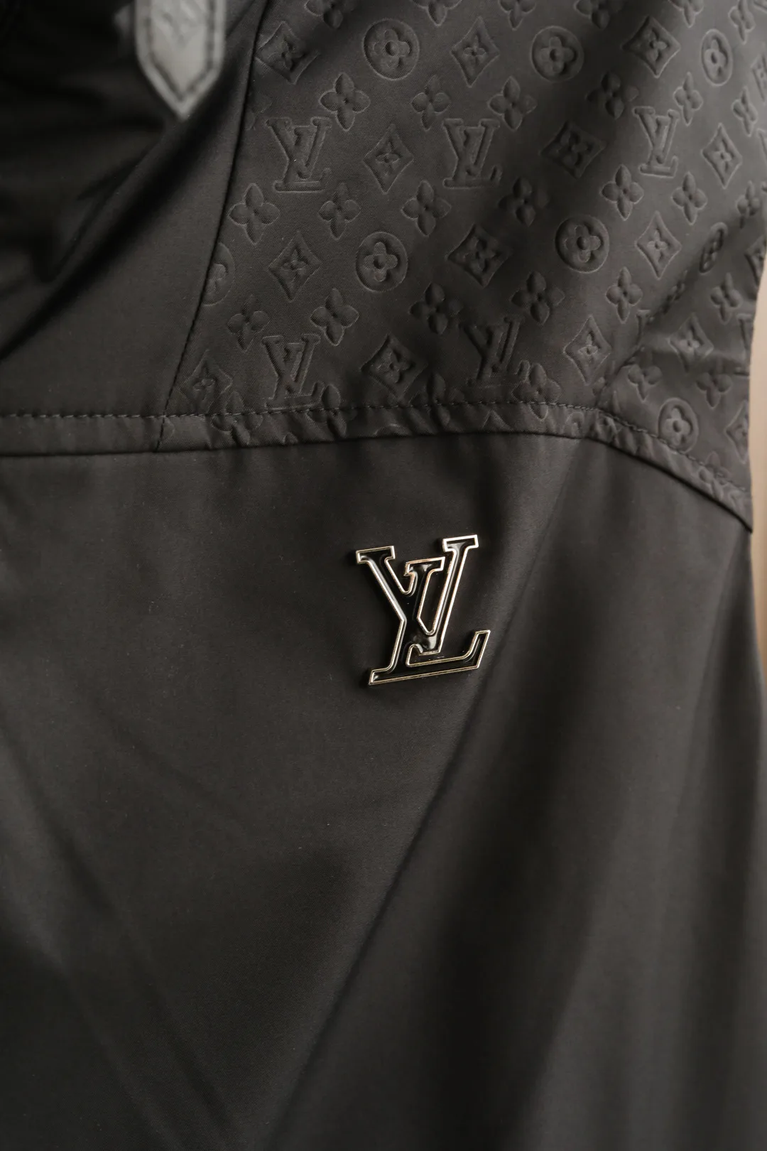 Жилеты Мужские Louis Vuitton 11424981