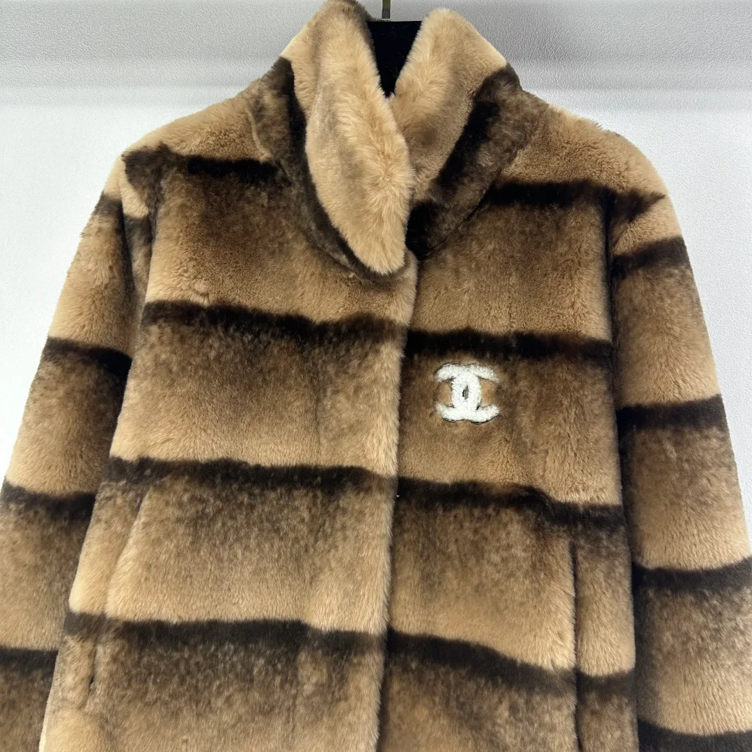 Шубы Женские Chanel 550778