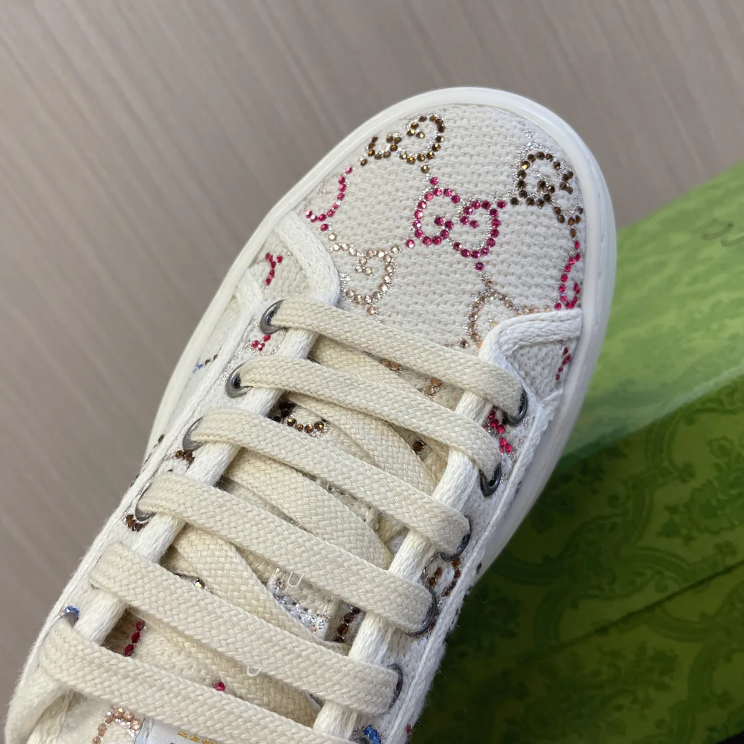 Кроссовки Женские Gucci 19691222