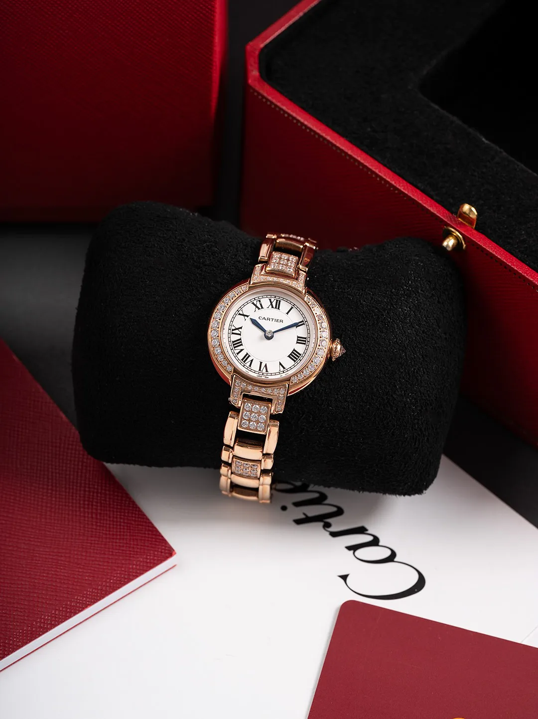 Часы Женские Cartier 18504503