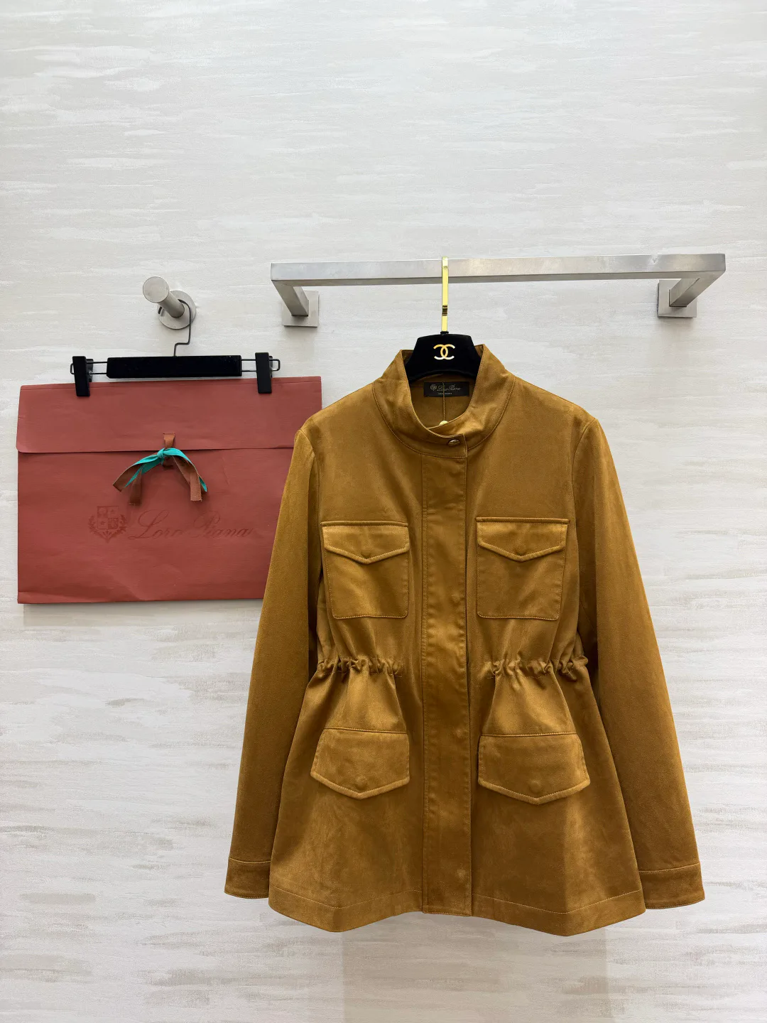 Куртки И Пуховики Женские Loro Piana 19056171