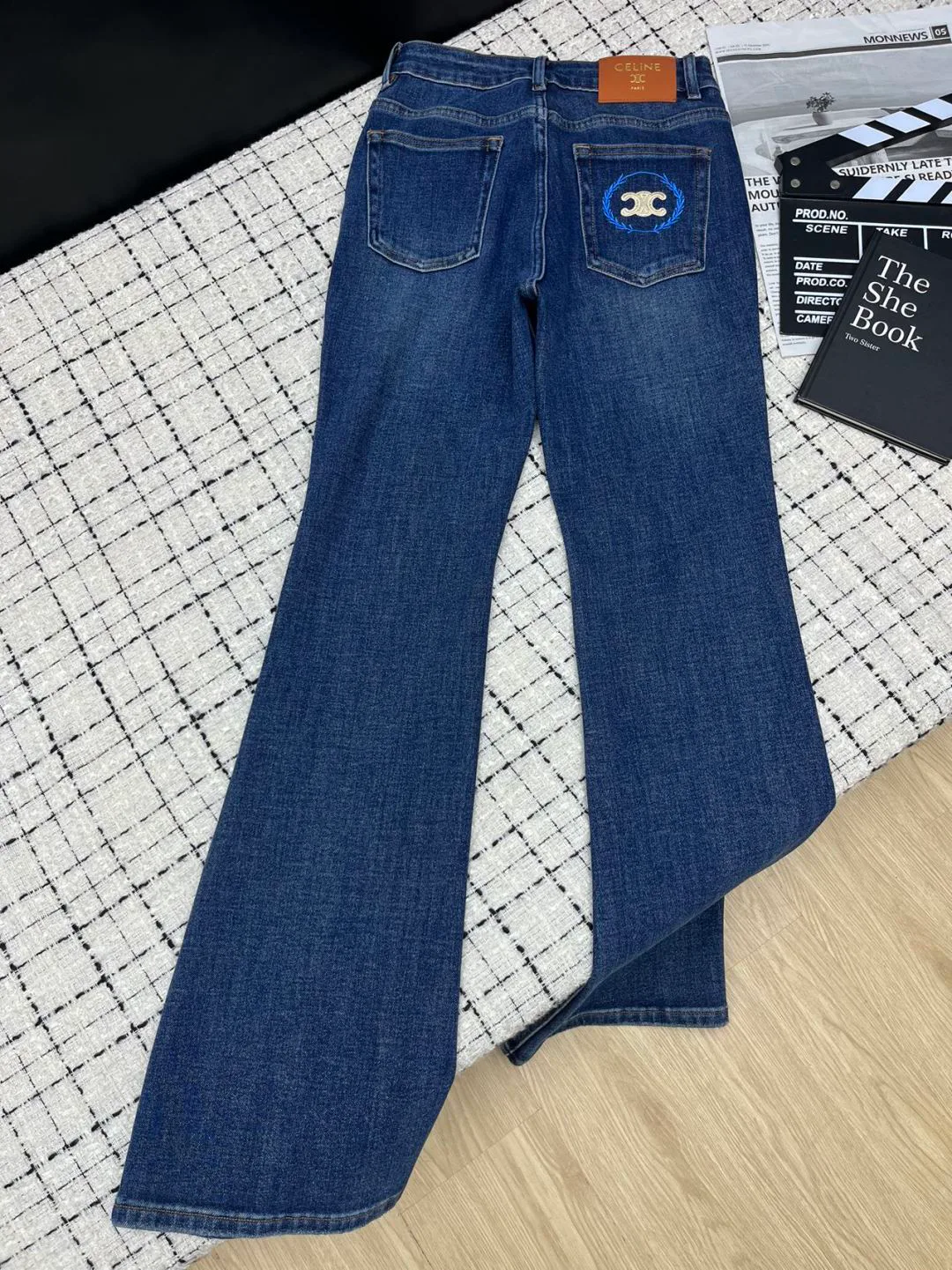 Джинсы Женские Celine 19134157