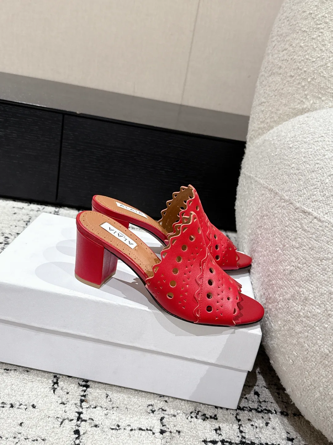 Босоножки Женские Alaia 29815