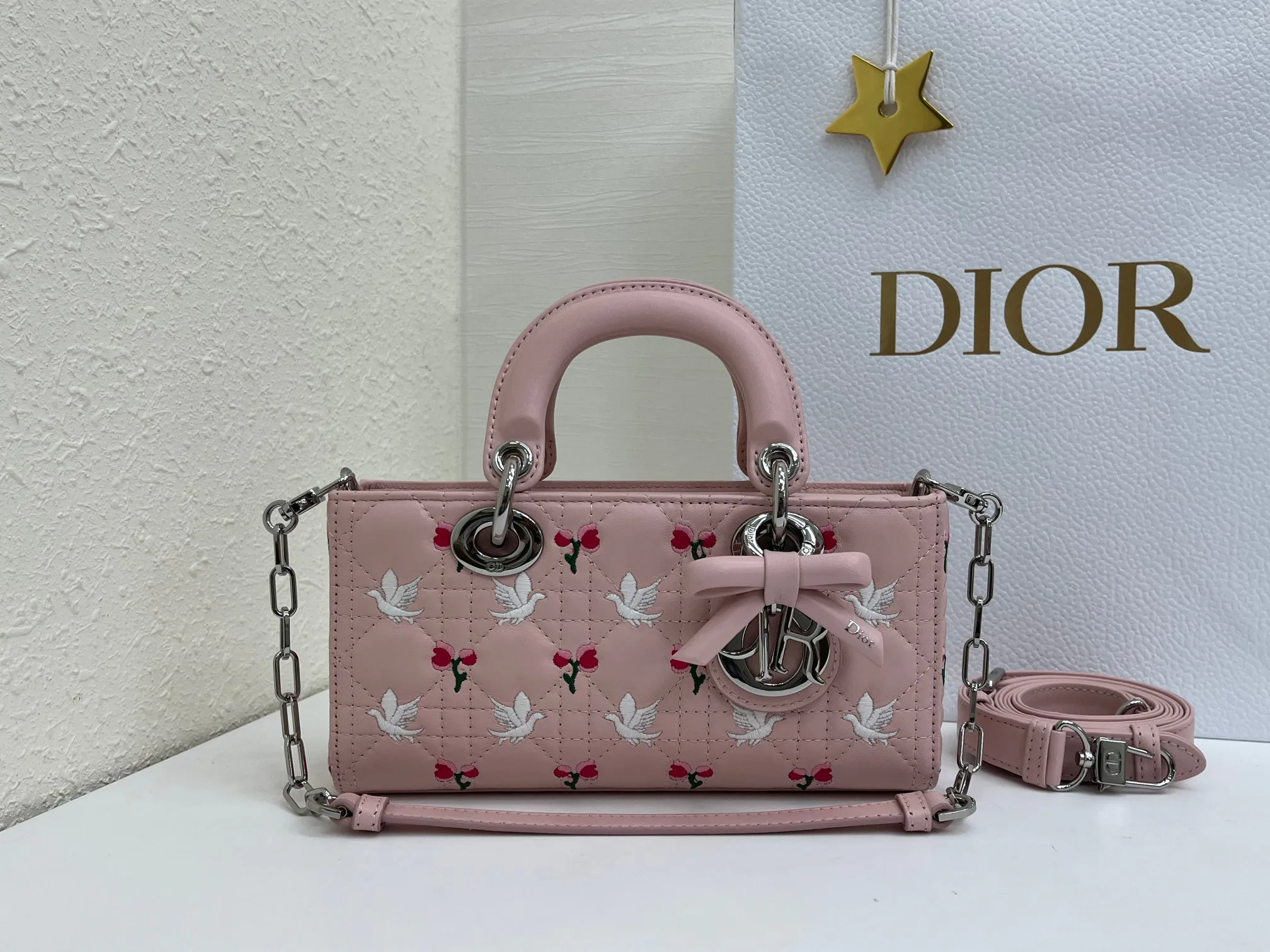 Классические Сумки Женские Christian Dior 17407060