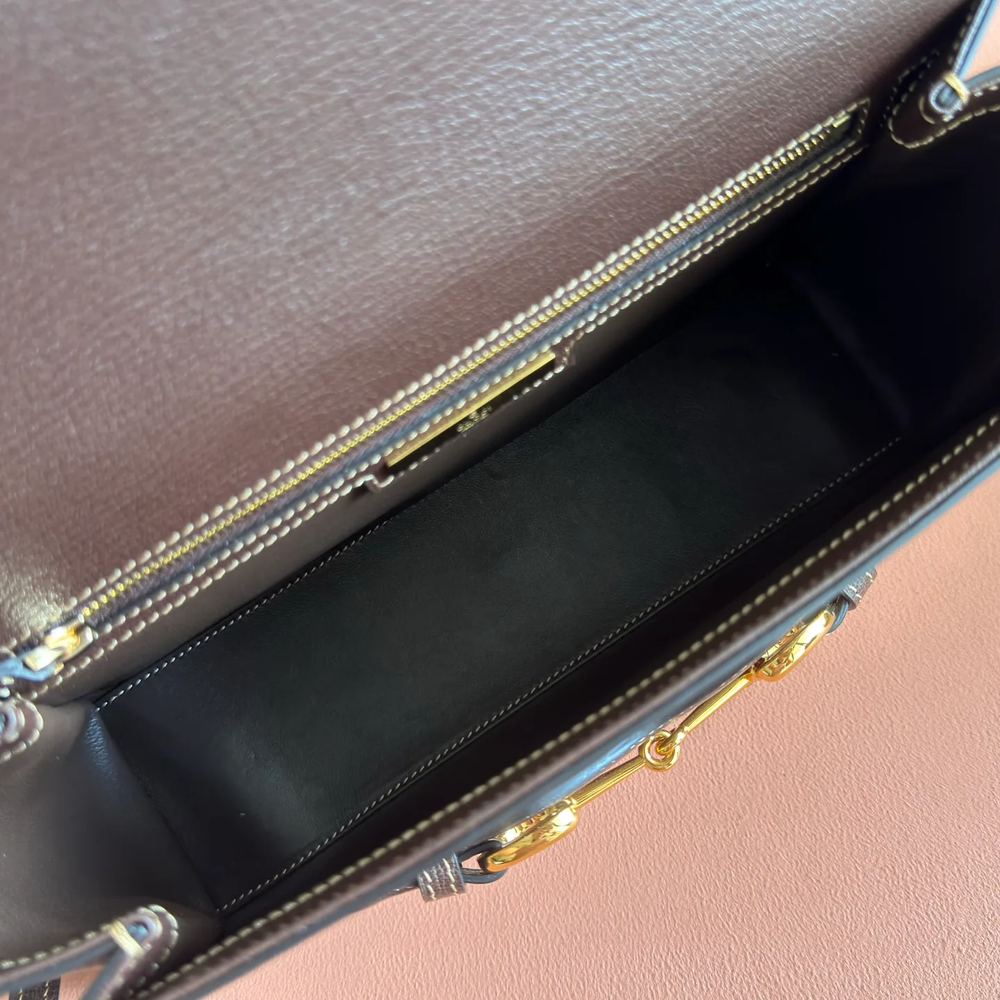 Классические Сумки Женские Gucci 17802959