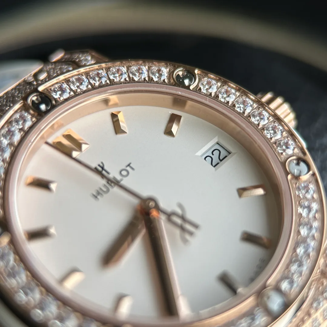 Часы Женские Hublot 17629717