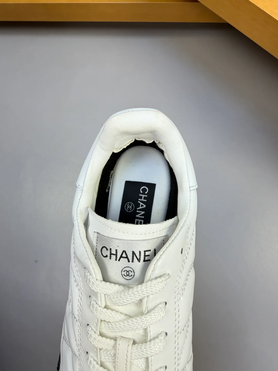 Кроссовки Женские Chanel 18744062