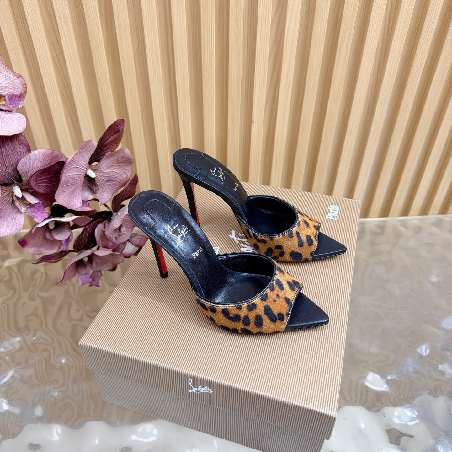 Босоножки Женские Christian Louboutin 481393