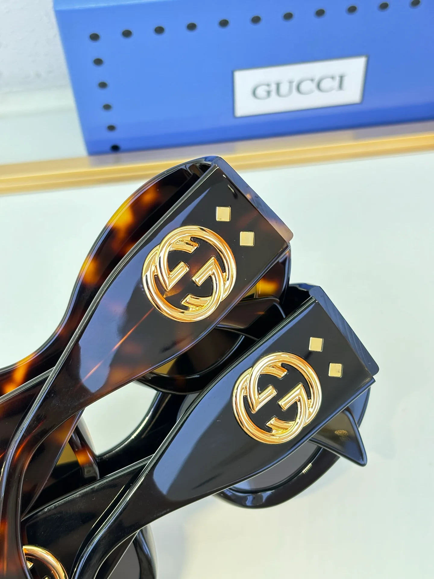 Очки Gucci 280048
