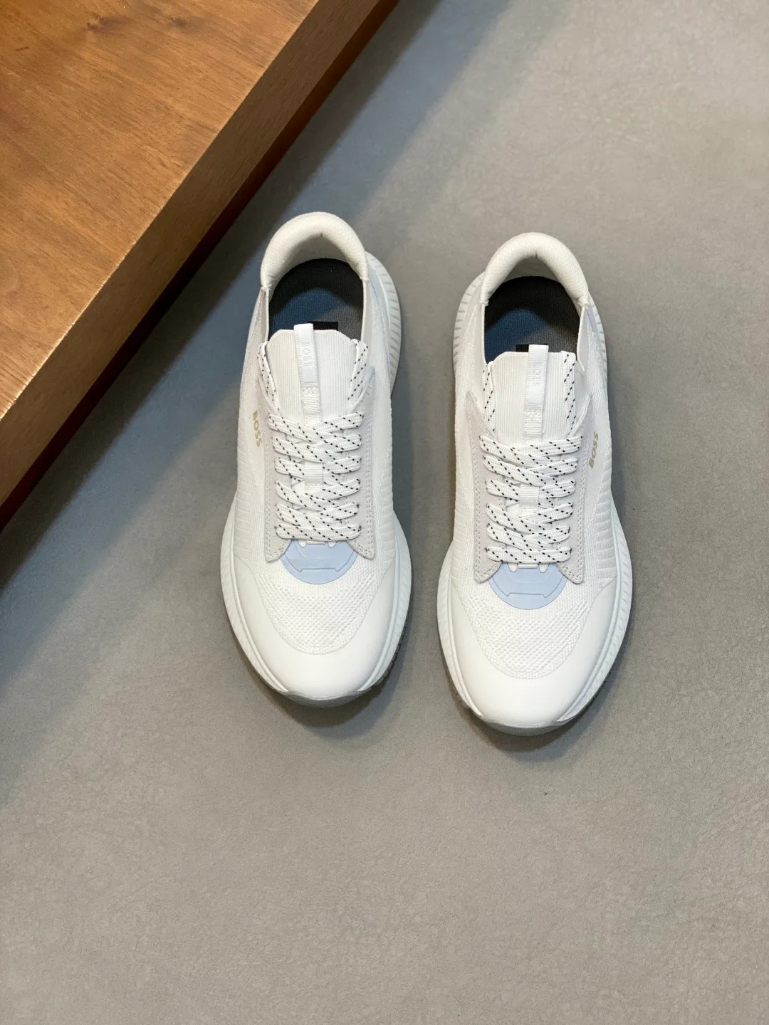 Кроссовки Мужские Hugo Boss 2030101