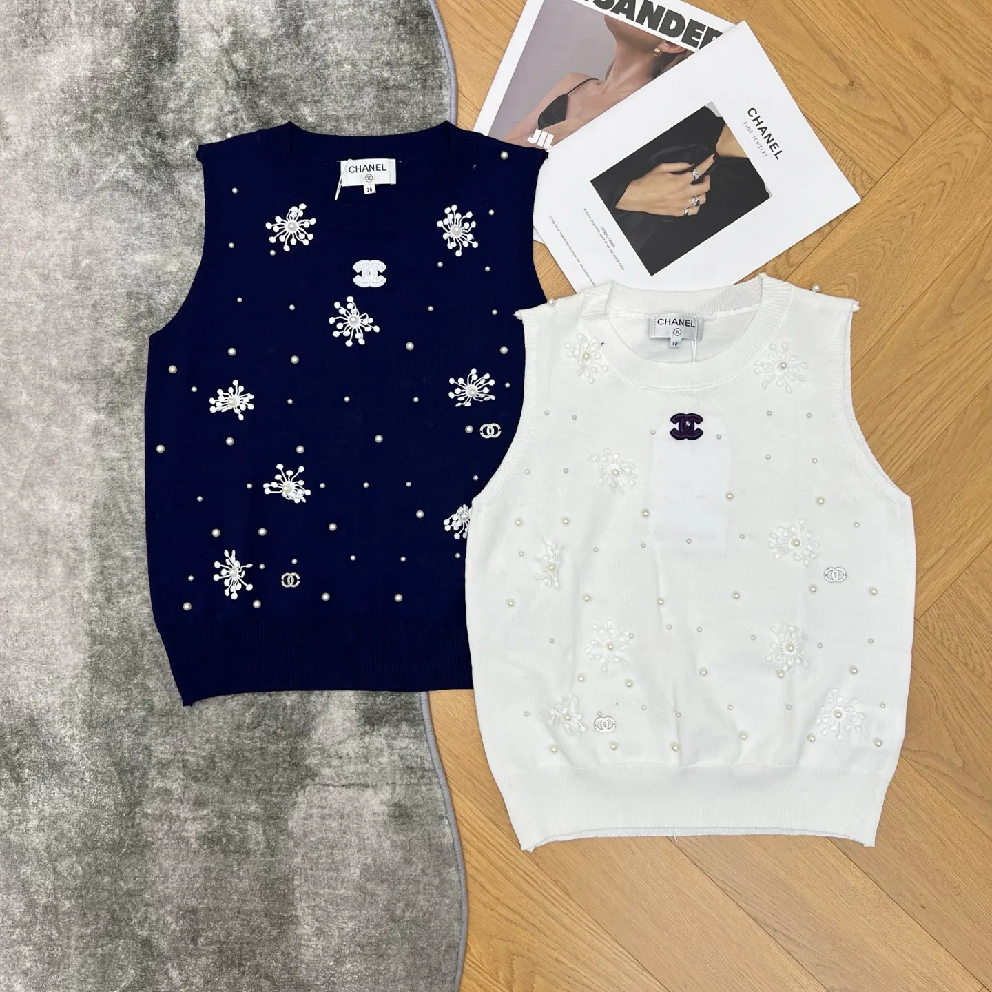 Жилеты Женские Chanel 11586511