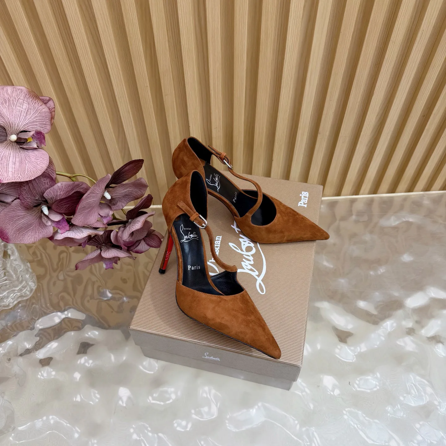 Туфли Женские Christian Louboutin 232634