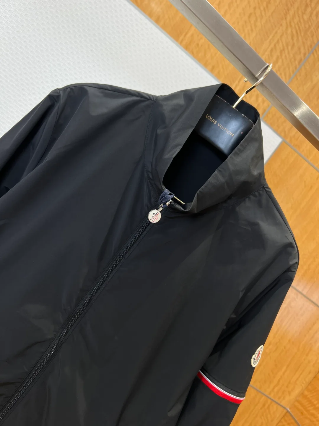 Куртки И Пуховики Мужские Moncler 17571930