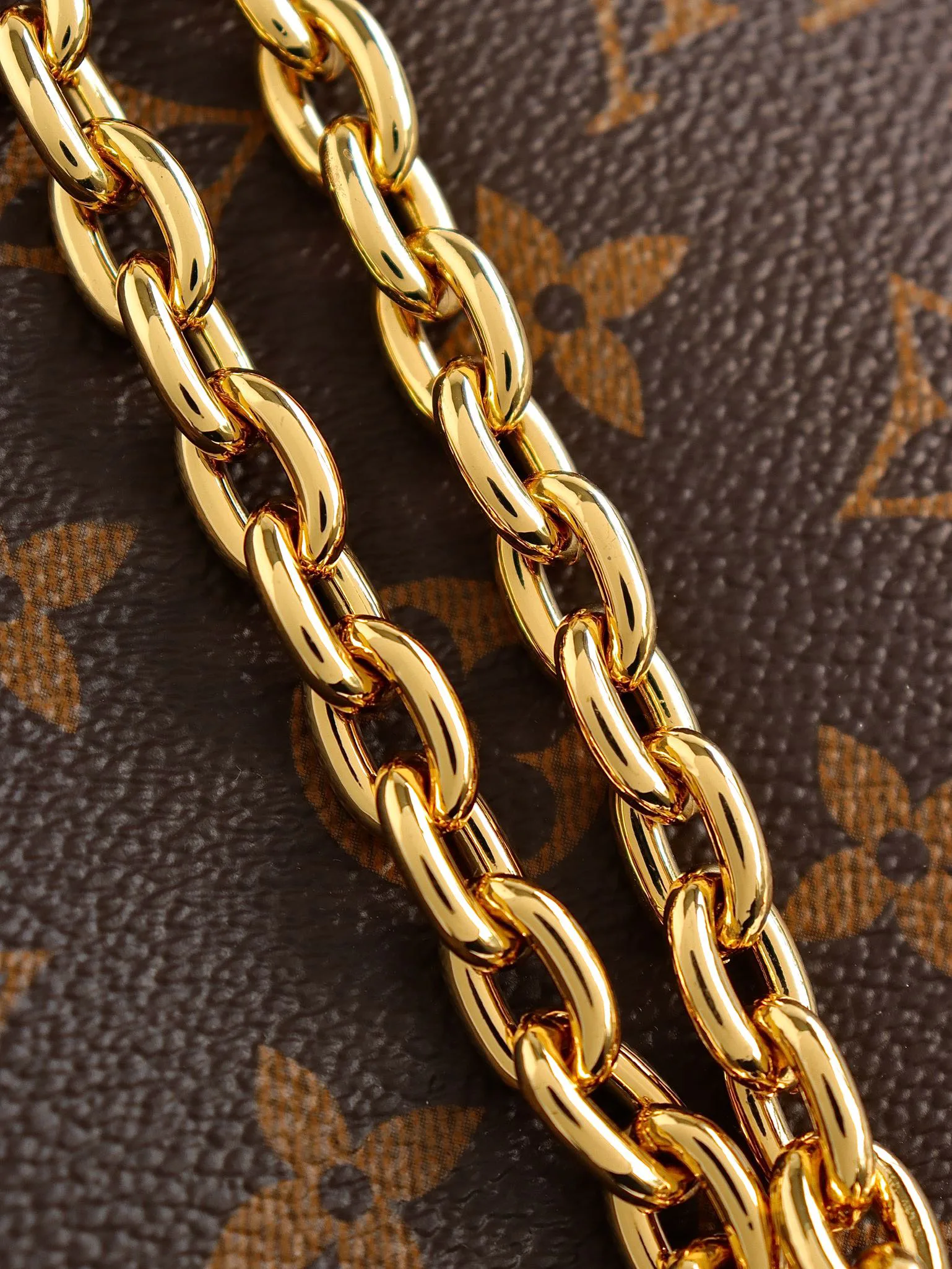 Классические Сумки Женские Louis Vuitton 11564866