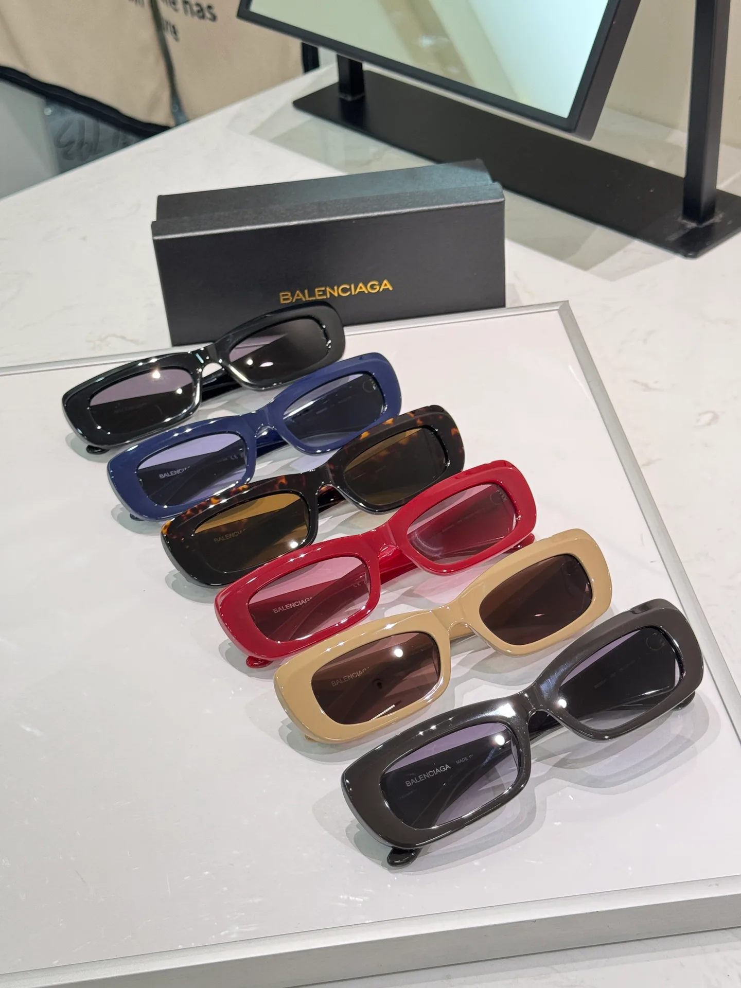 Очки Balenciaga 11431501