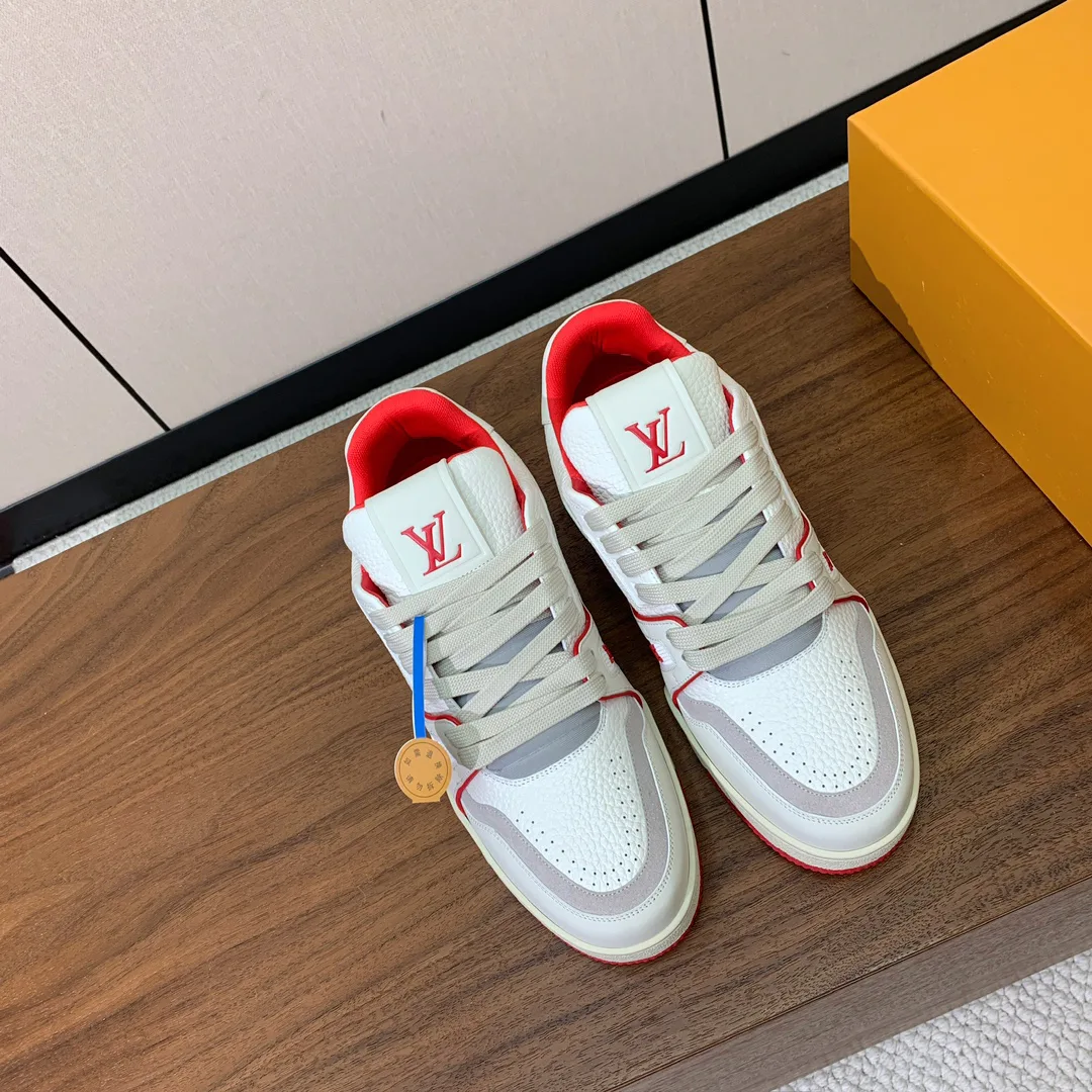 Кроссовки Женские Louis Vuitton 10236187