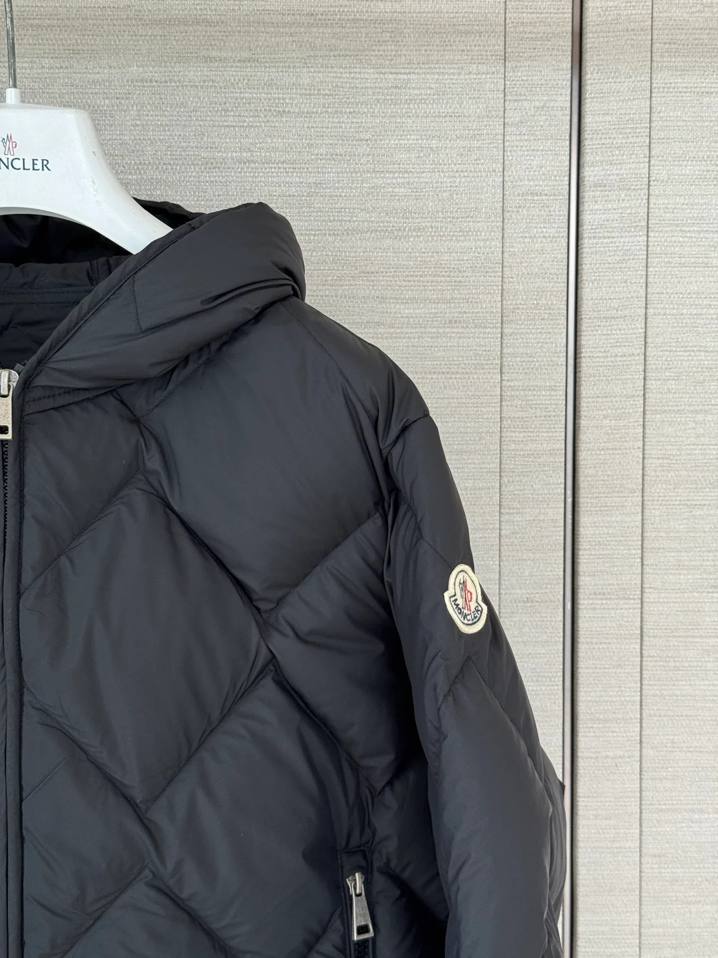 Куртки И Пуховики Женские Moncler 18603374