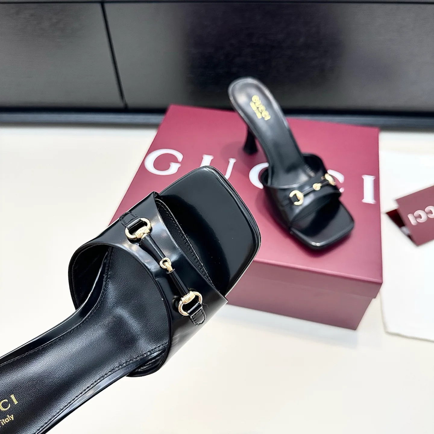 Босоножки Женские Gucci 17614701