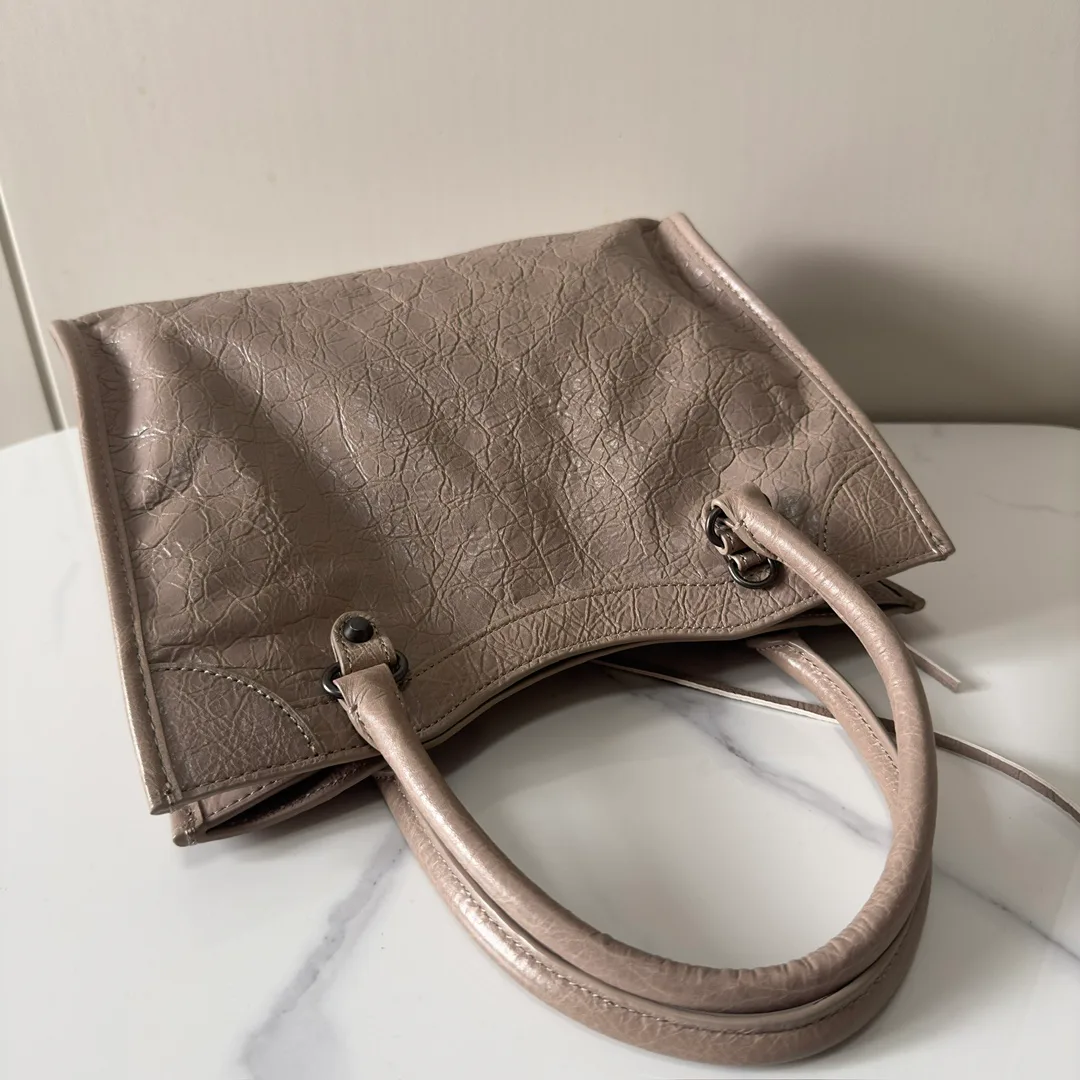 Классические Сумки Женские Balenciaga 11872239