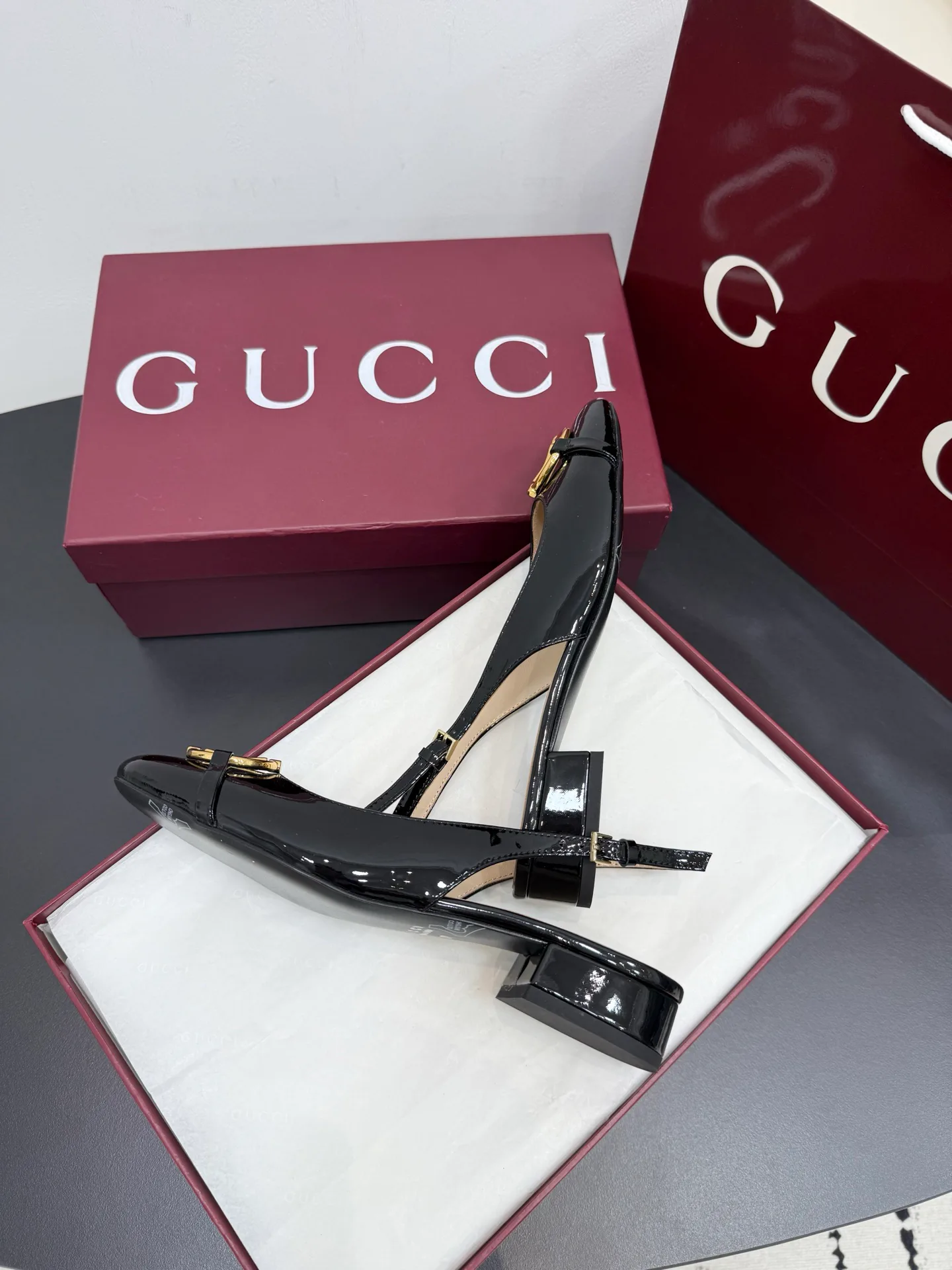 Туфли Женские Gucci 883010
