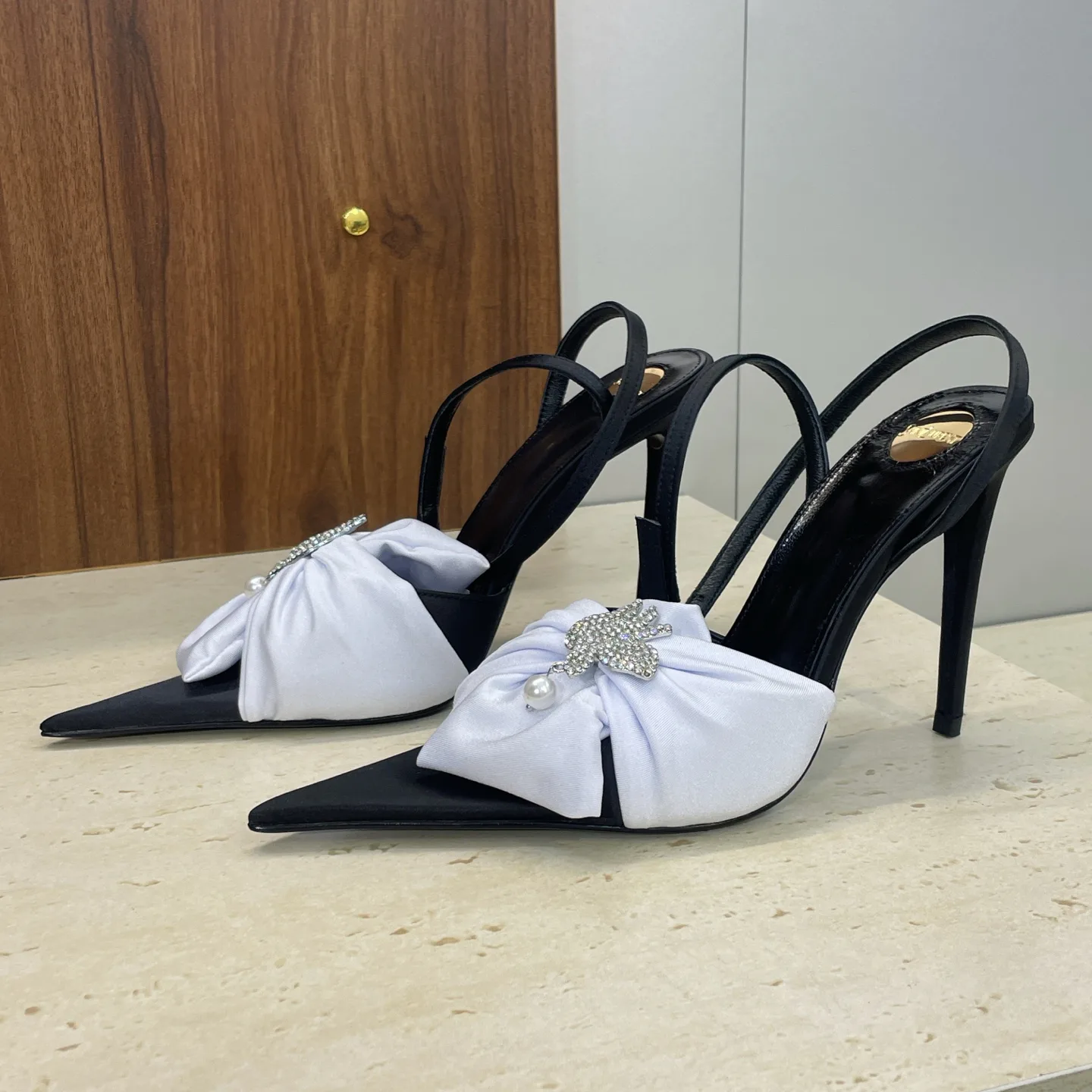 Босоножки Женские Saint Laurent 3009079