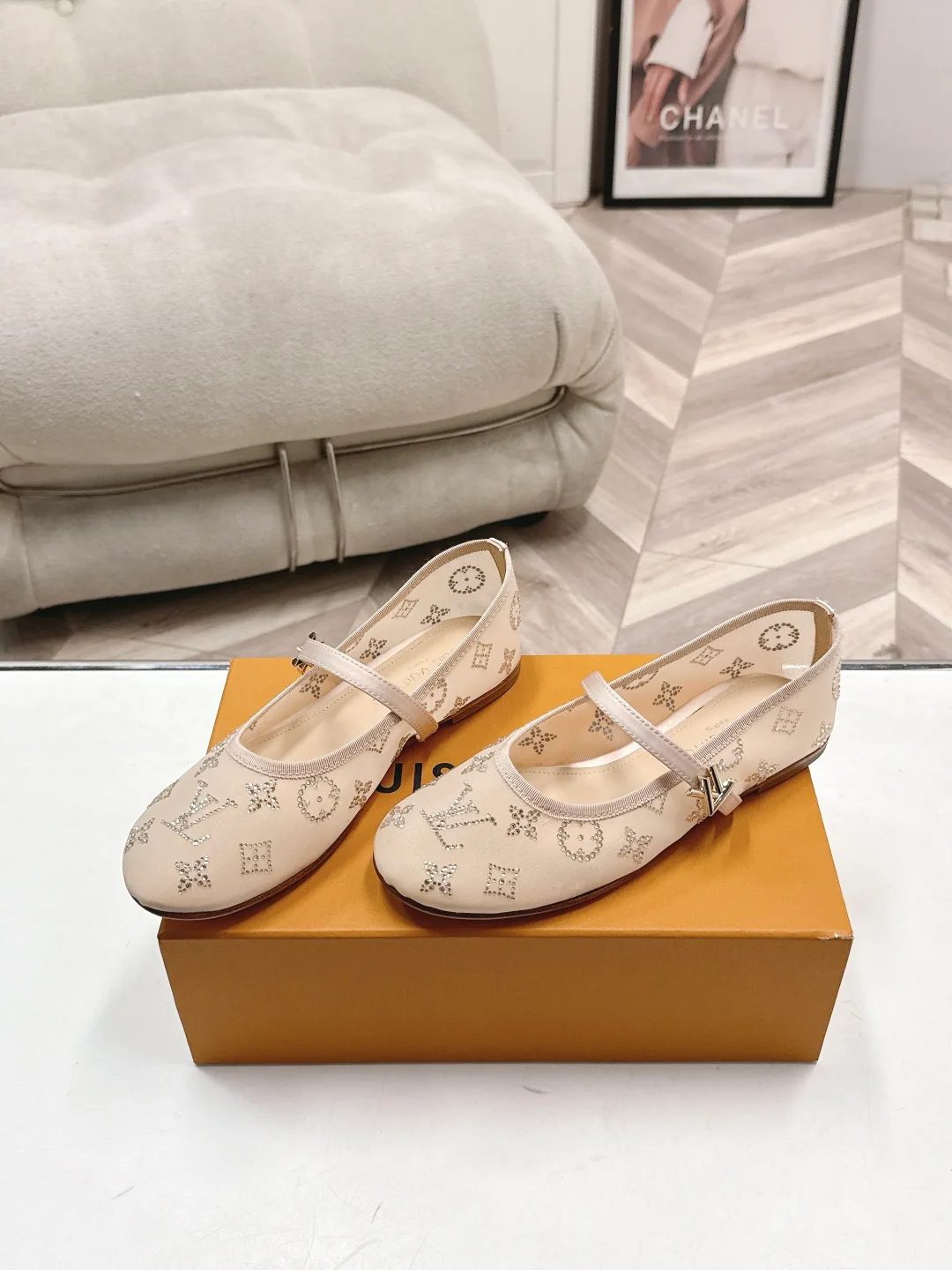 Туфли Женские Louis Vuitton 17968735