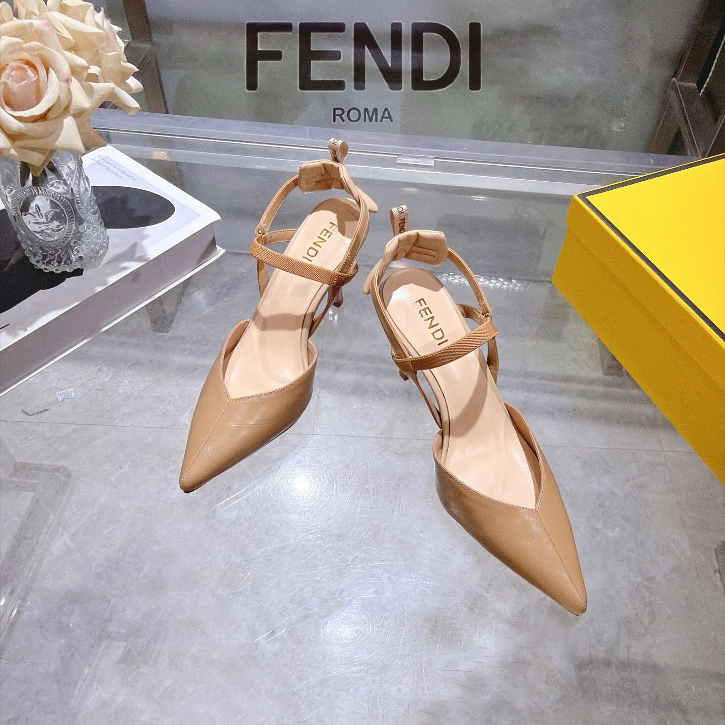 Туфли Женские Fendi 18247858
