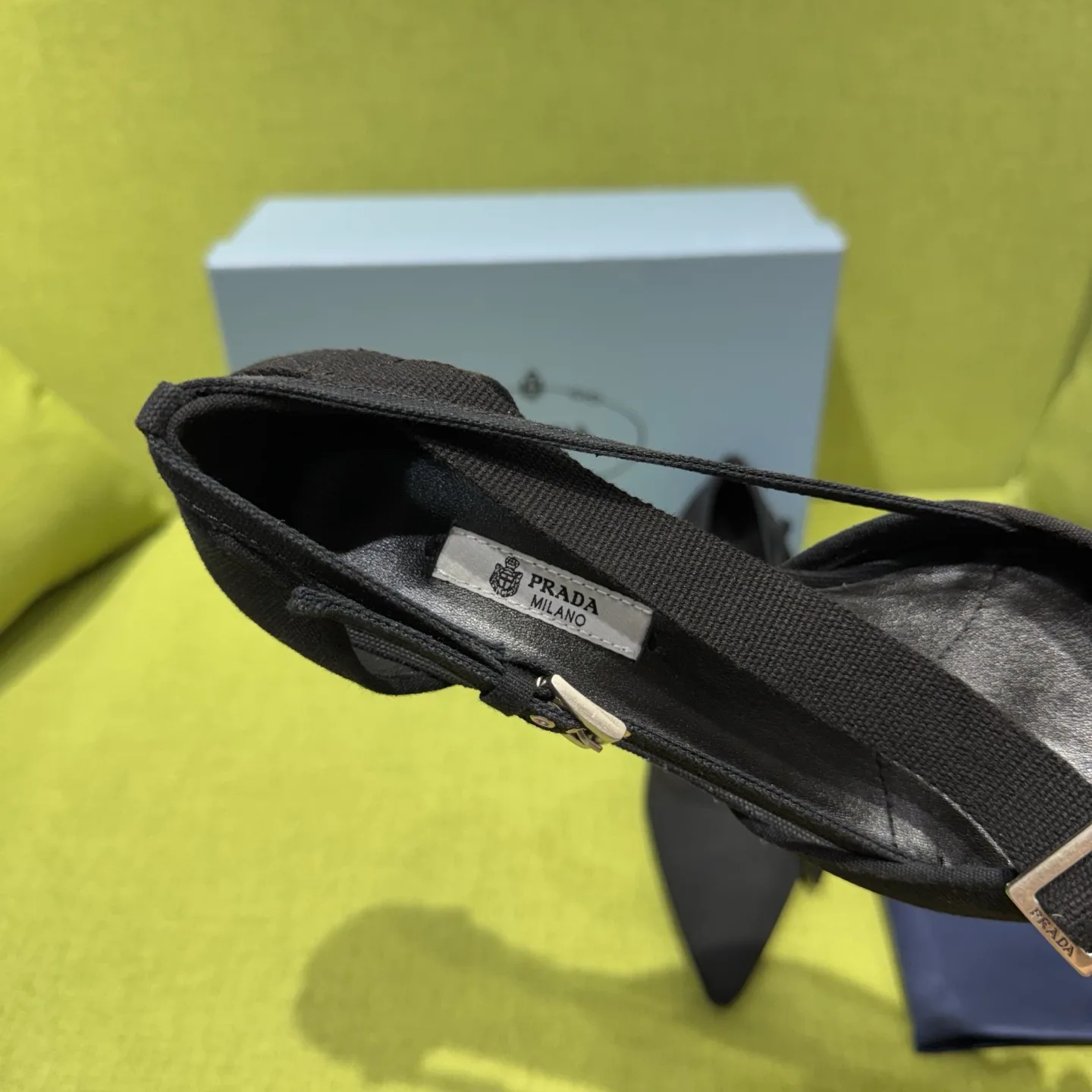 Туфли Женские Prada 18709021