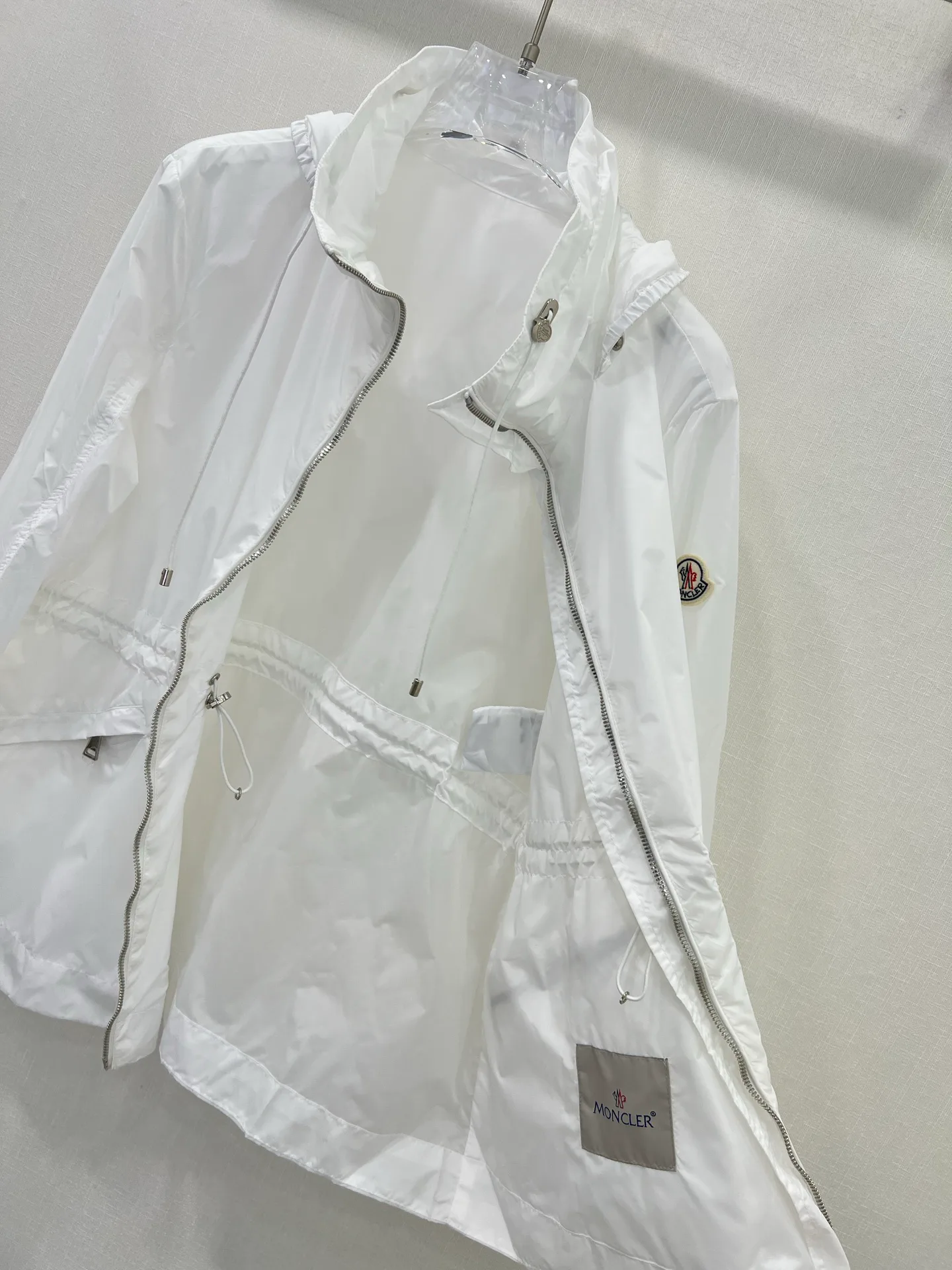 Куртки И Пуховики Женские Moncler 11239257