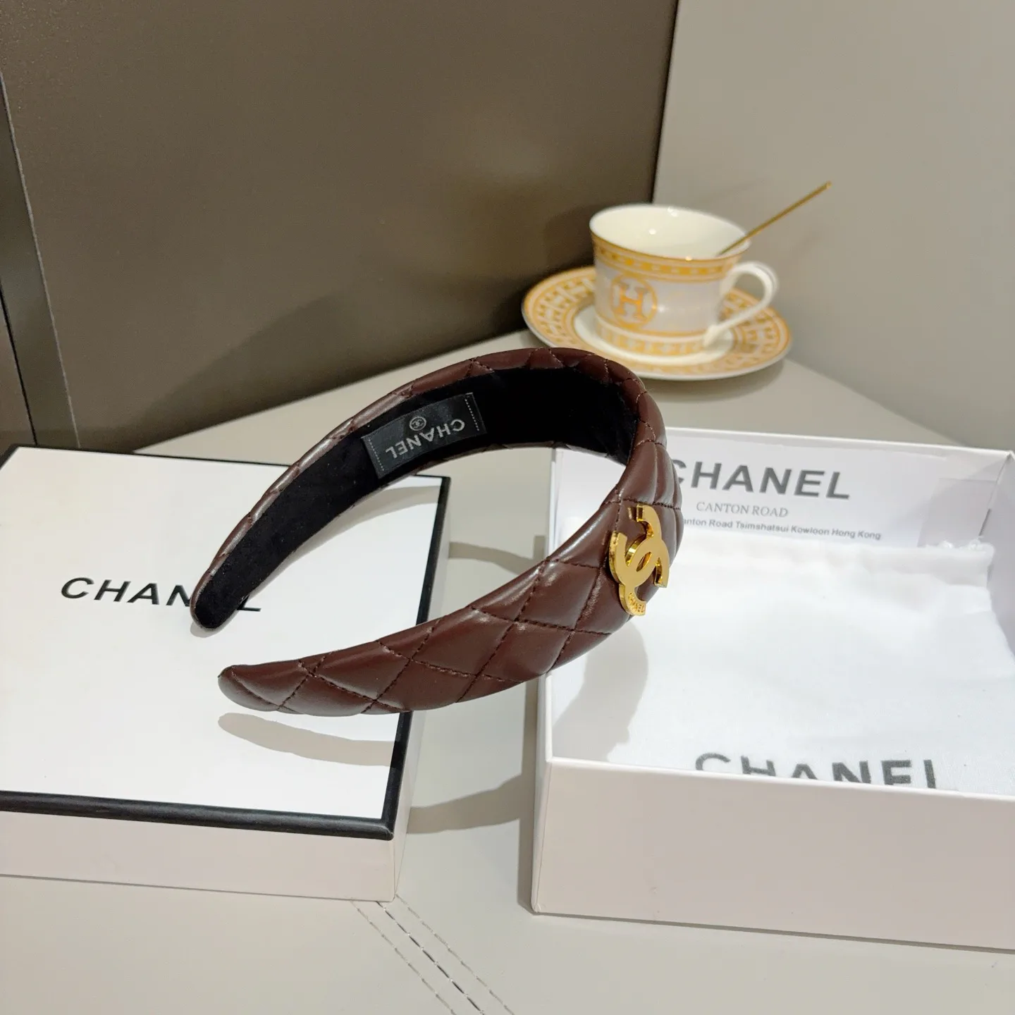 Головные Уборы Chanel 11469117