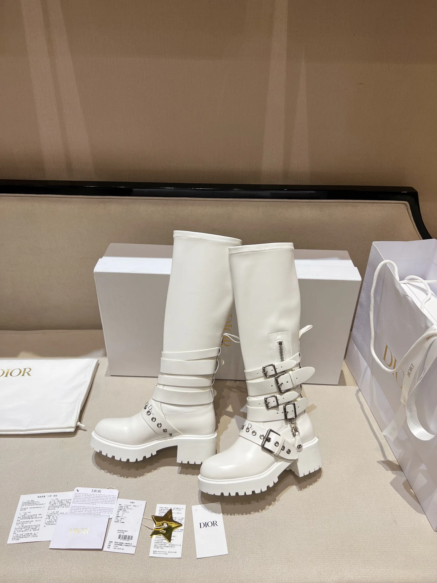 Сапоги Женские Christian Dior 18020377
