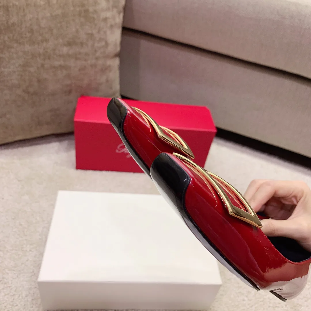 Туфли Женские Roger Vivier 17550719