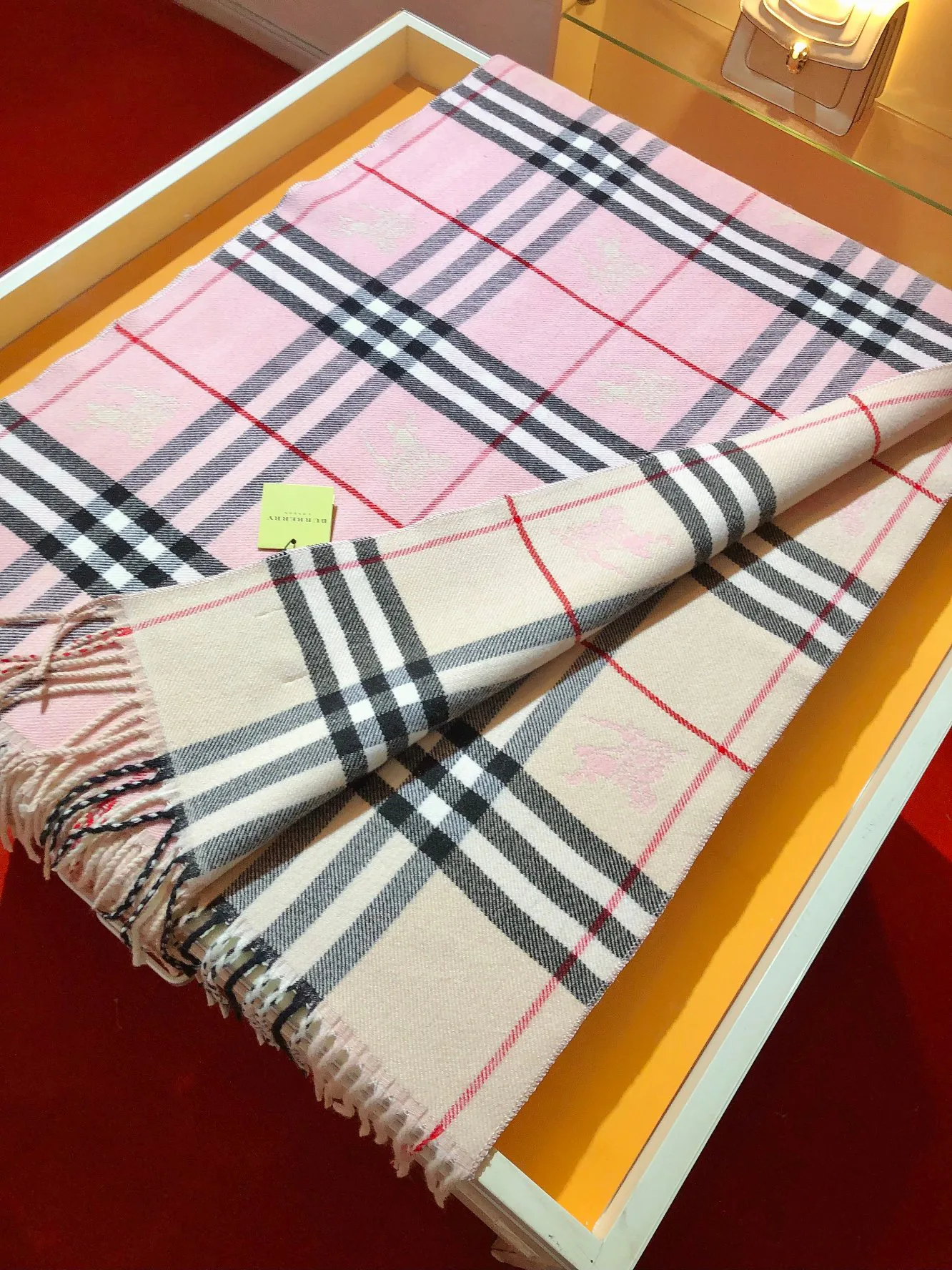 Шарфы Burberry 4516143