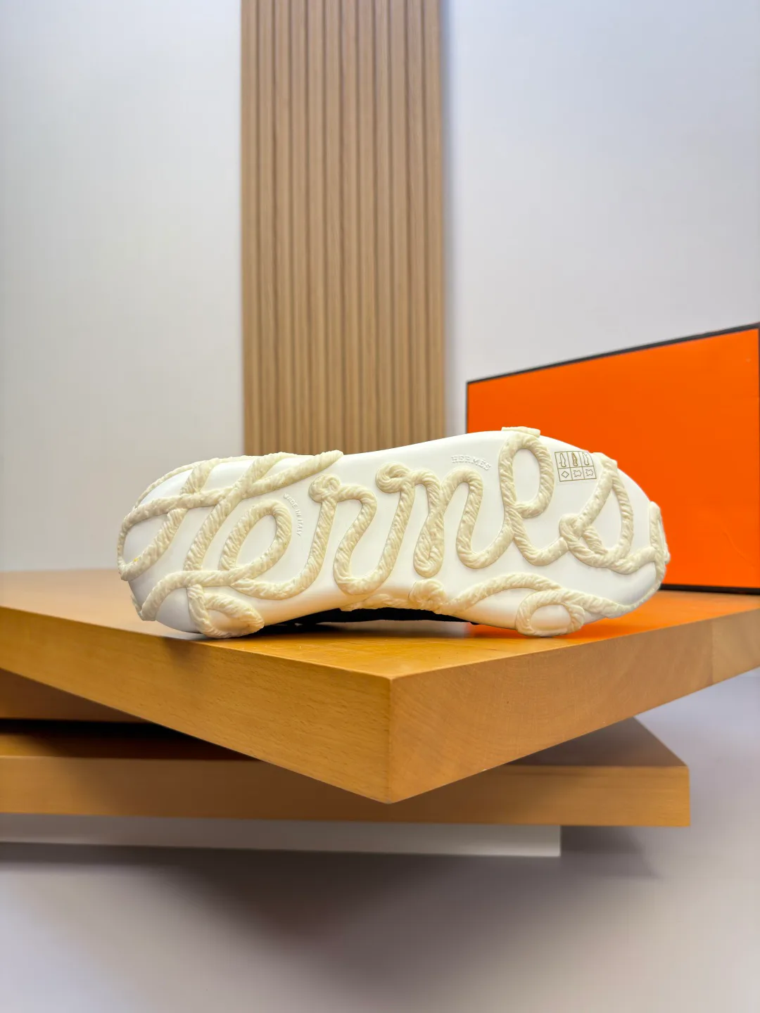 Кроссовки Мужские Hermes 18744072