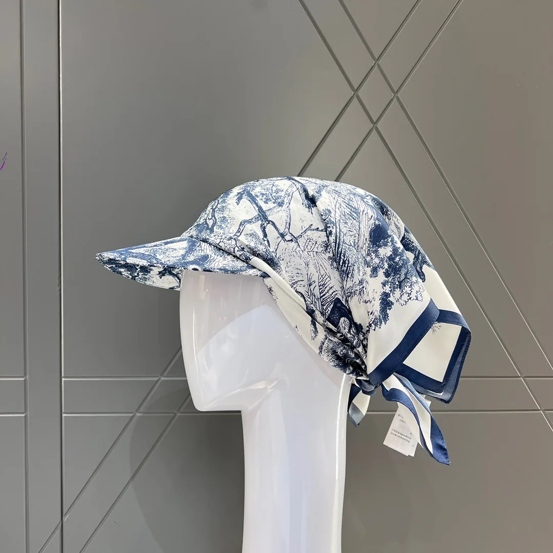 Головные Уборы Christian Dior 242189