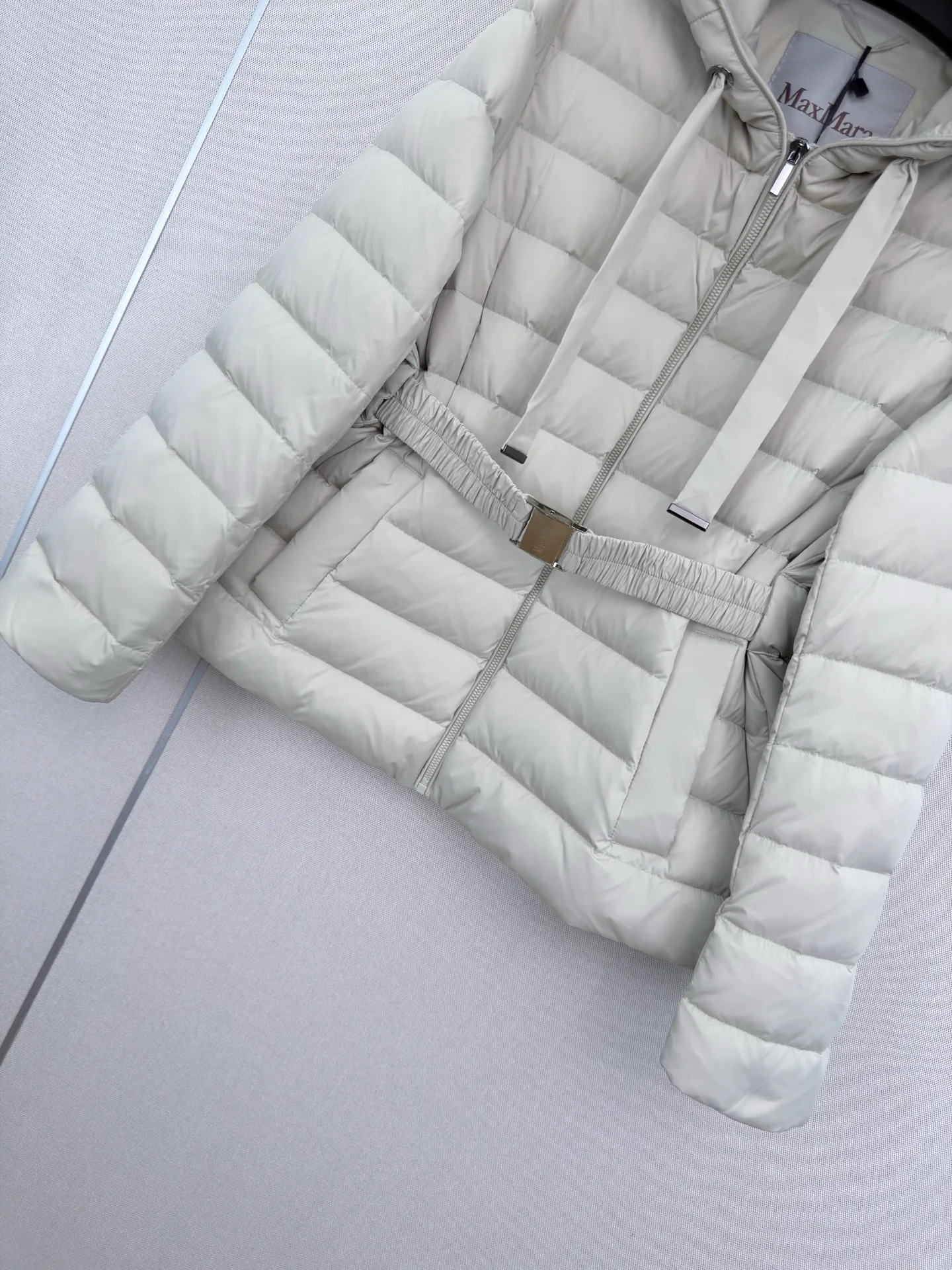 Куртки И Пуховики Женские Max Mara 18056540