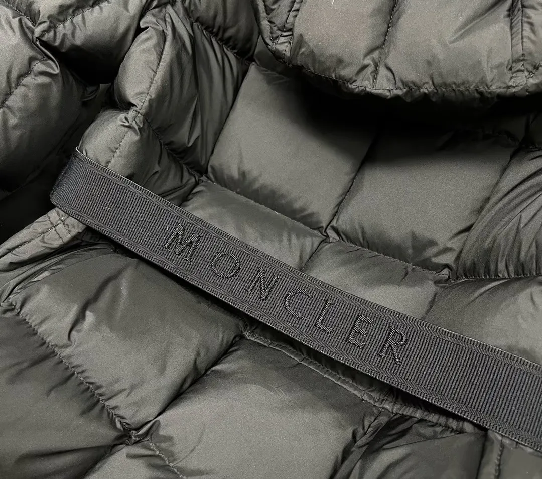 Куртки И Пуховики Женские Moncler 18048046