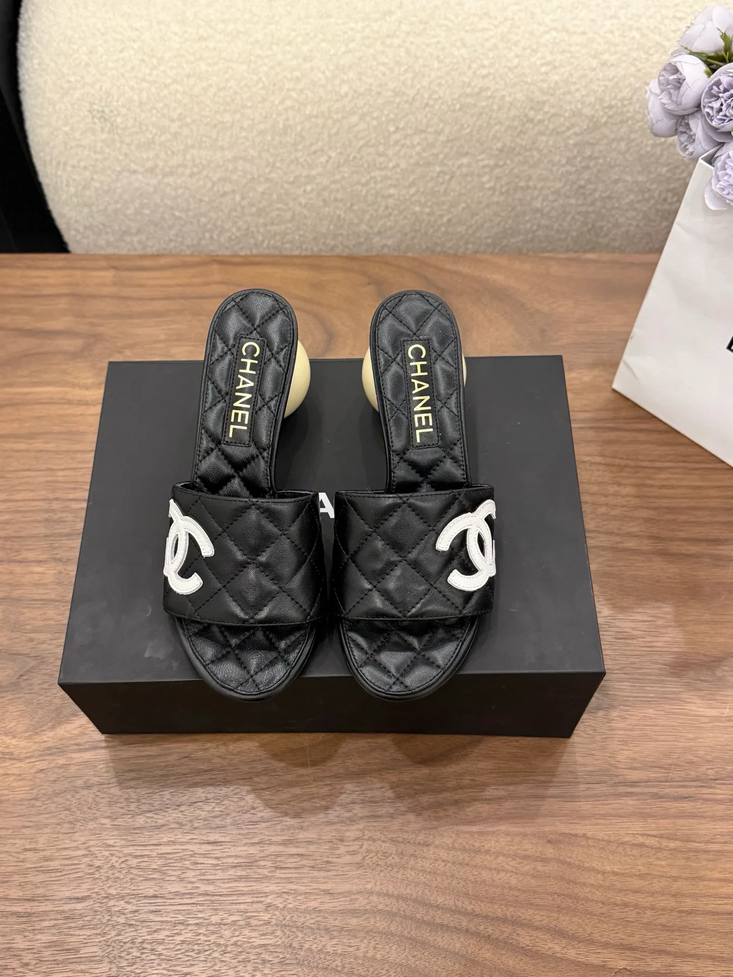 Сандалии Женские Chanel 11559136