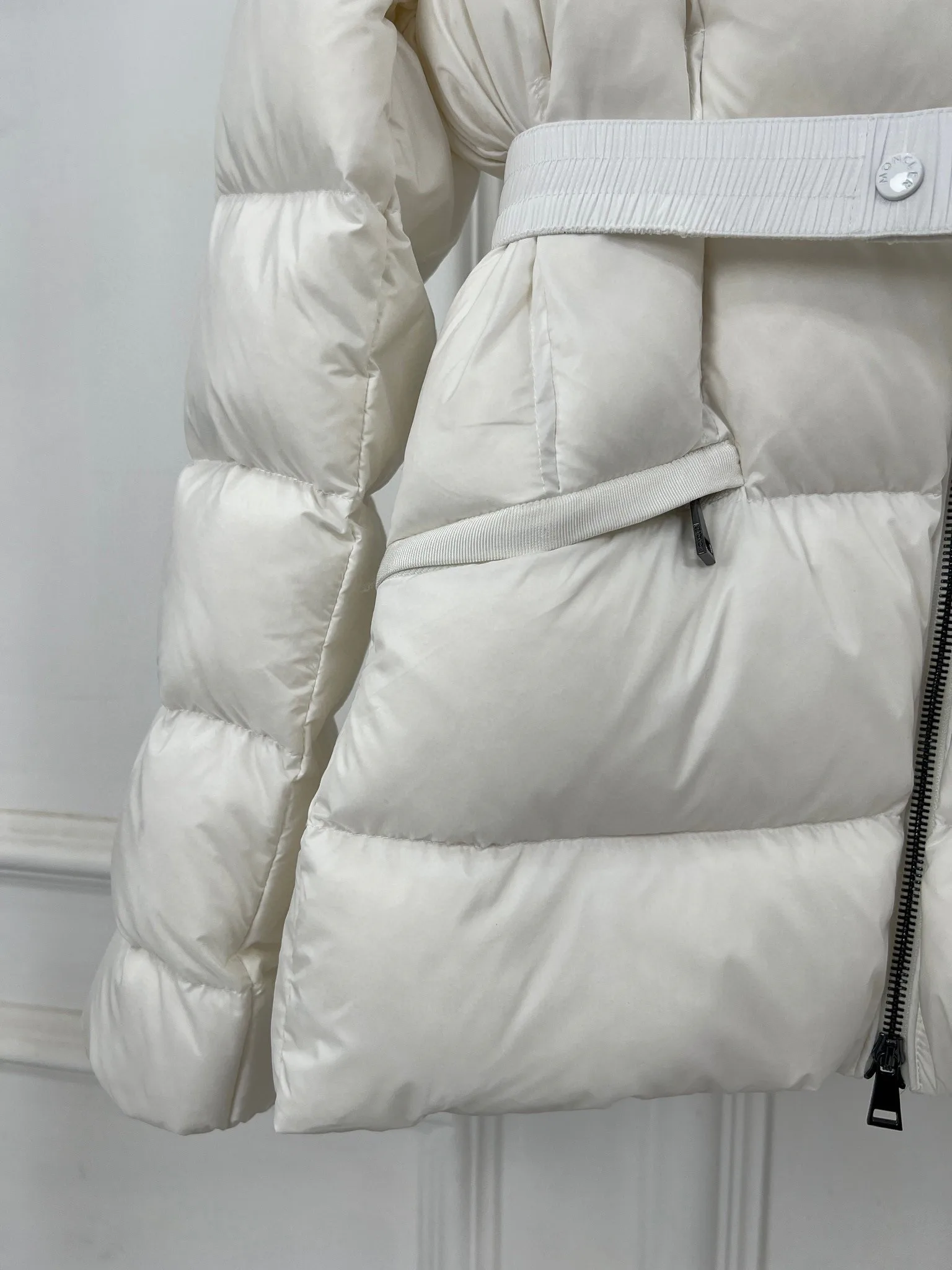 Куртки И Пуховики Женские Moncler 18416114