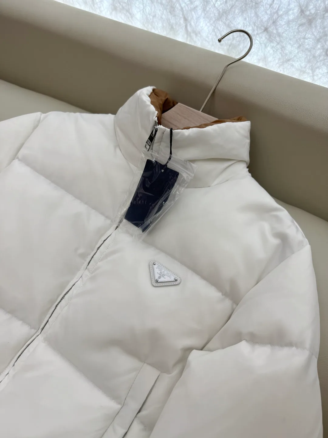 Куртки И Пуховики Женские Prada 19572382