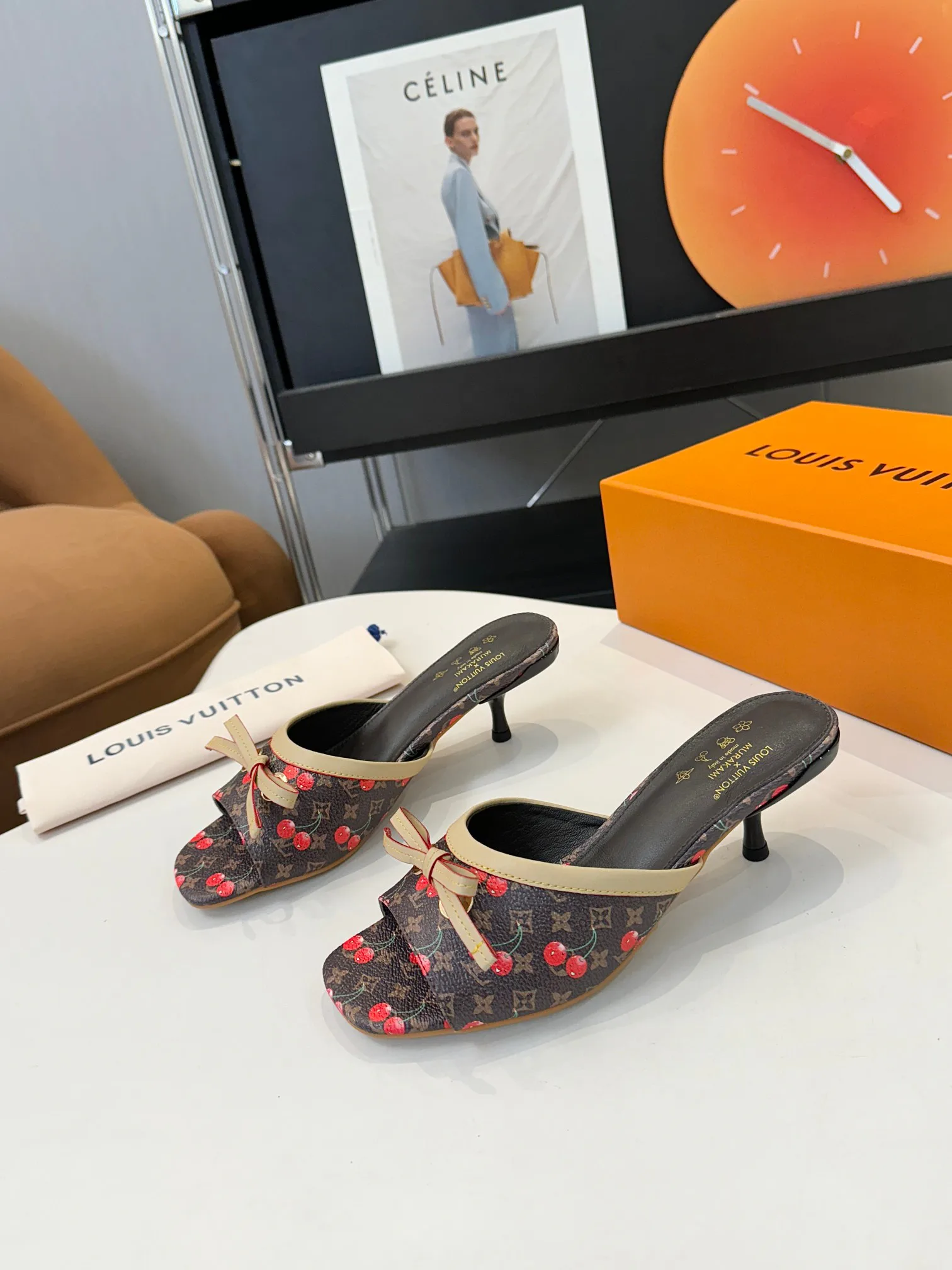 Босоножки Женские Louis Vuitton 11190681