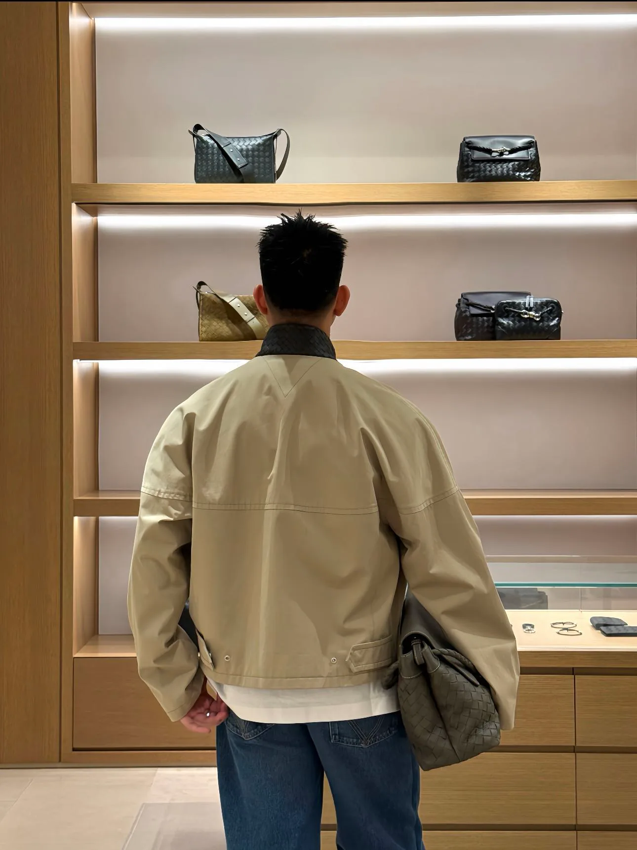 Куртки И Пуховики Женские Bottega Veneta 17881389