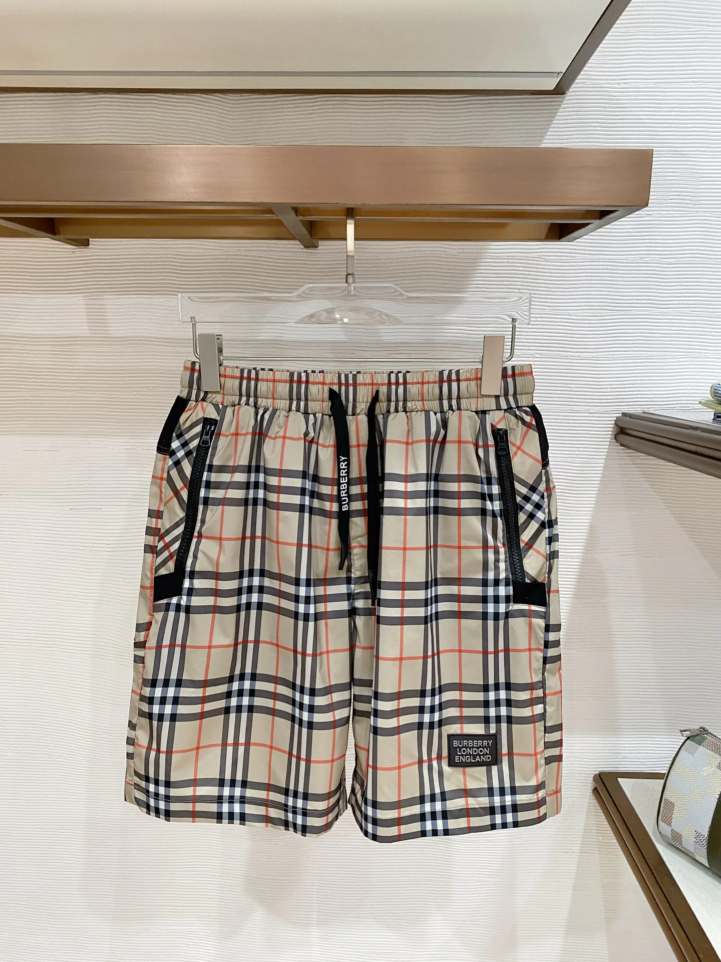 Шорты Мужские Burberry 14580036