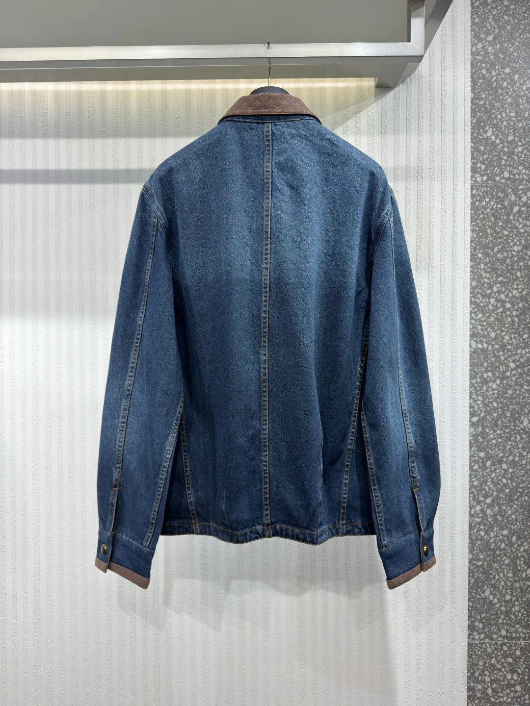 Куртки И Пуховики Мужские Louis Vuitton 12431007